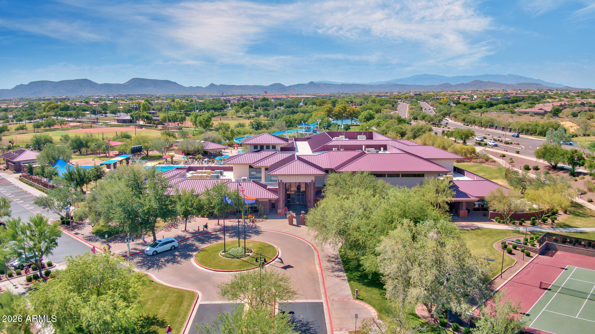 ANTHEM Parkside - Residential