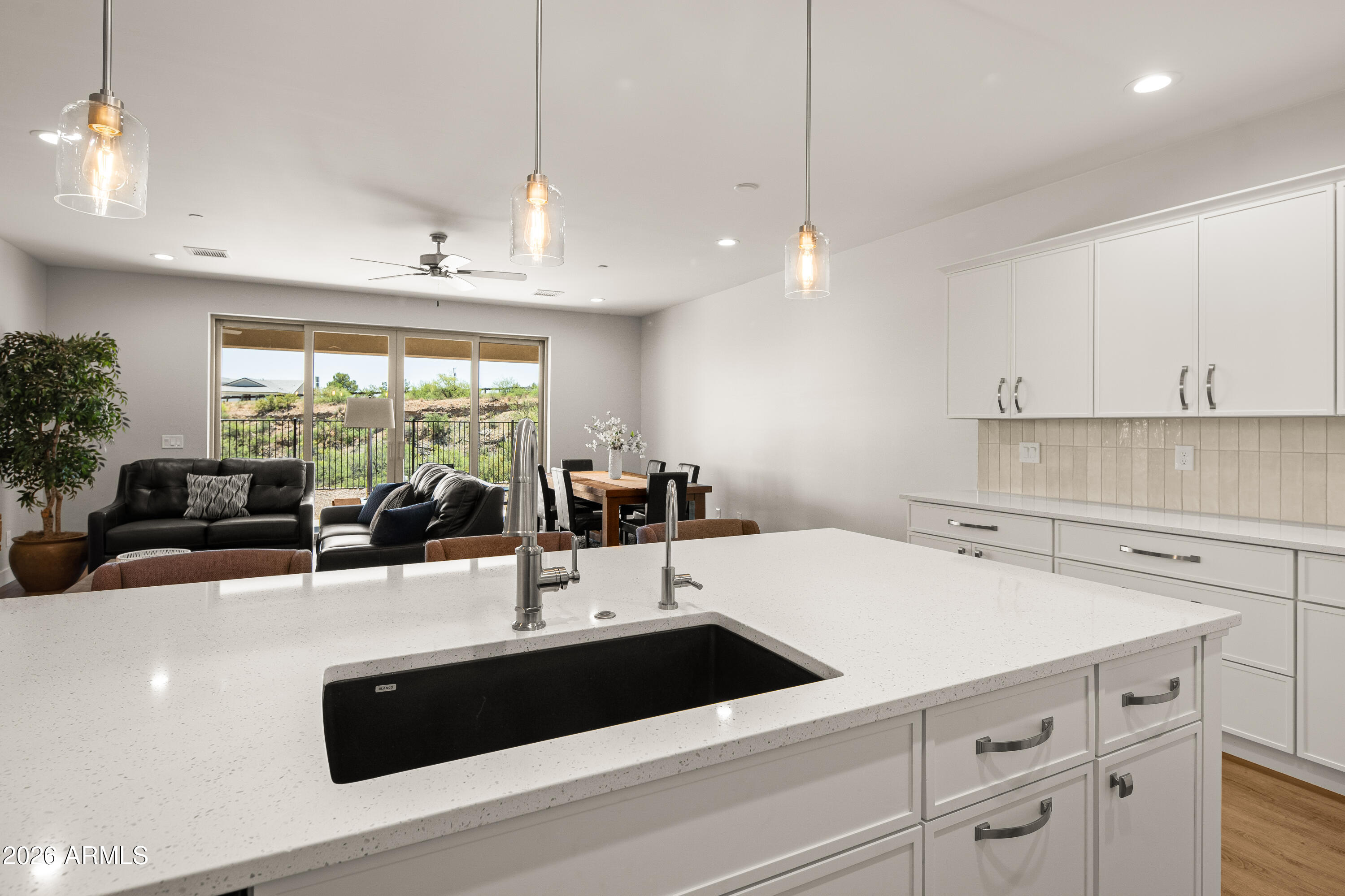 MOUNTAIN GATE - Residential