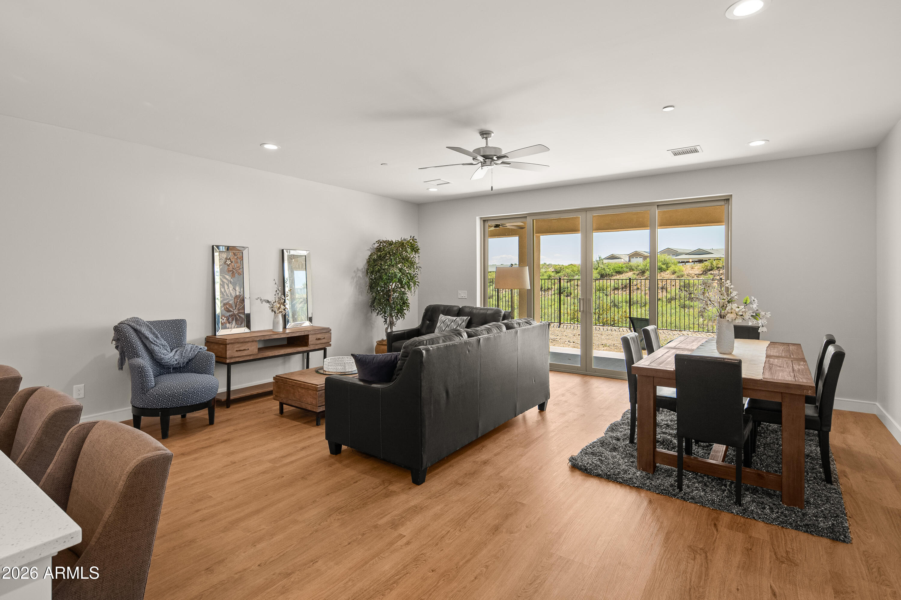 MOUNTAIN GATE - Residential