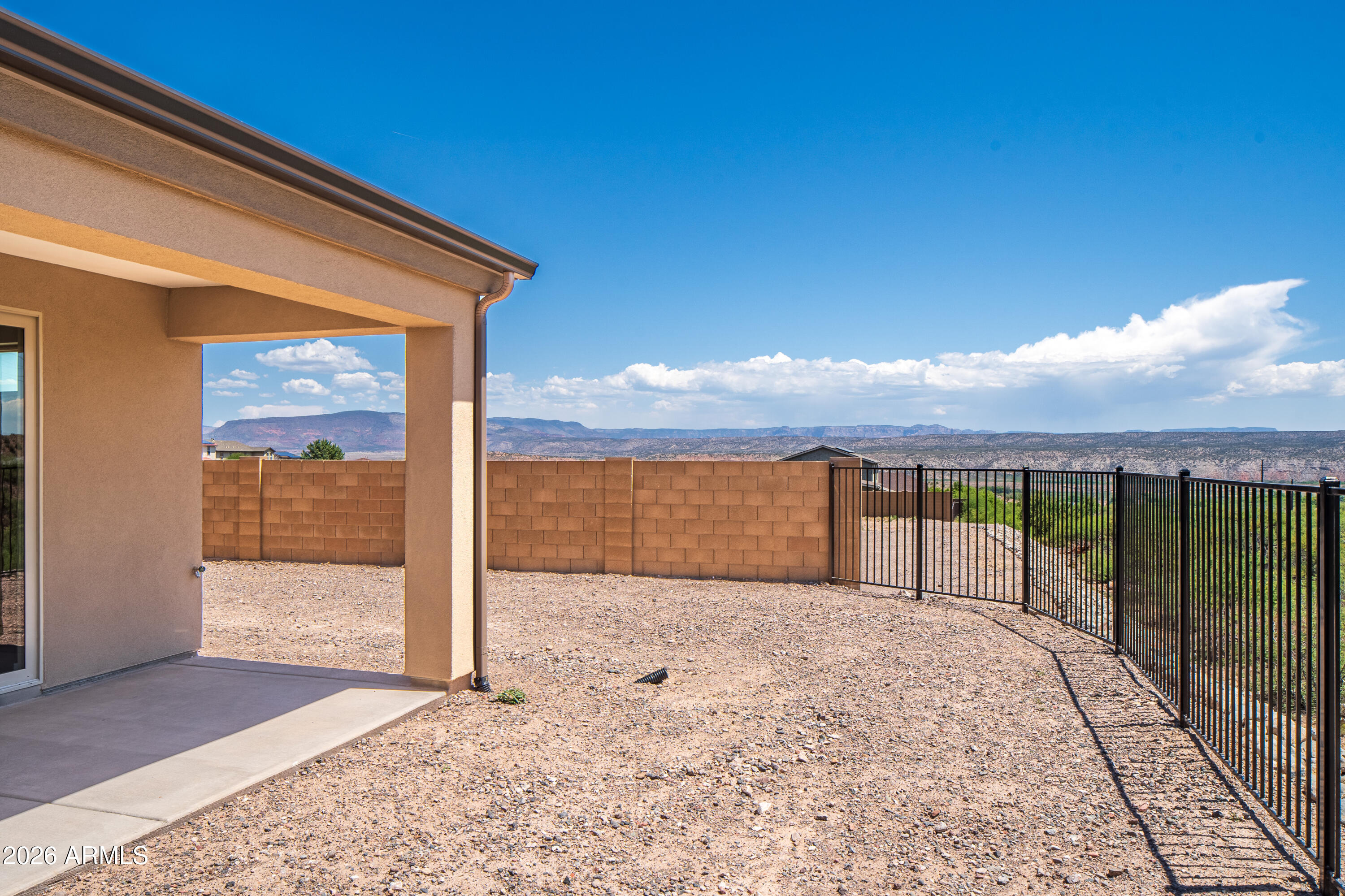 MOUNTAIN GATE - Residential