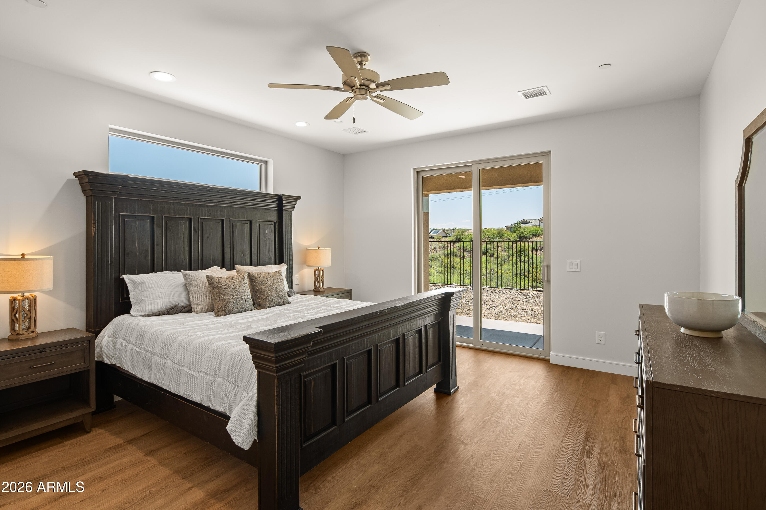 MOUNTAIN GATE - Residential