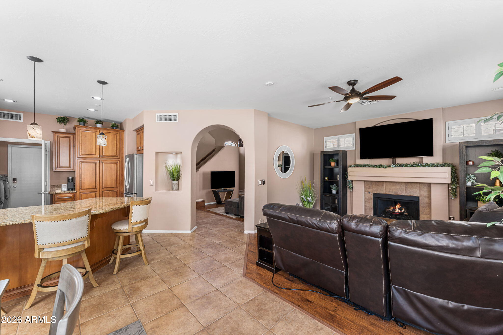 MONTAGE - Residential