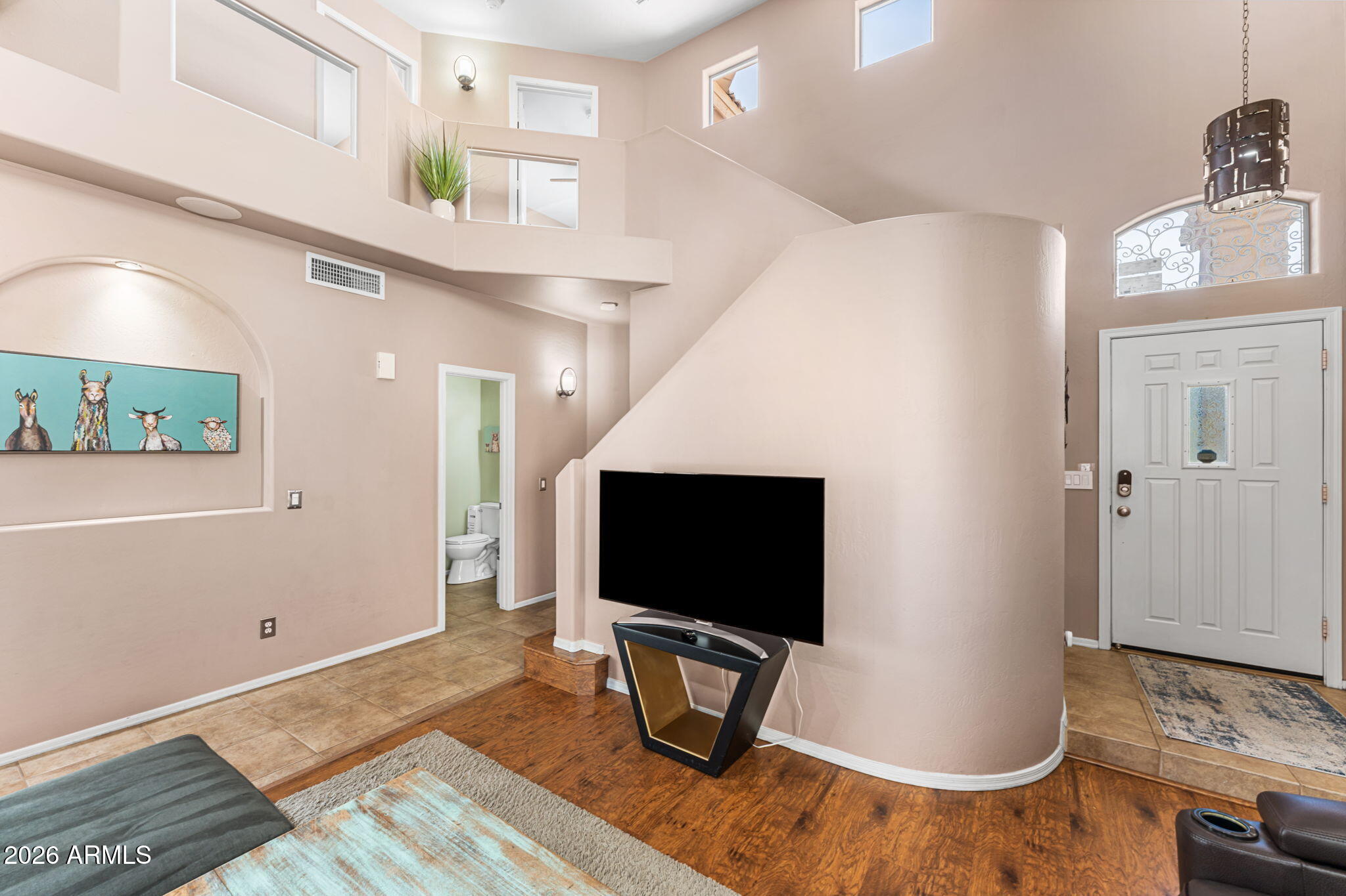 MONTAGE - Residential