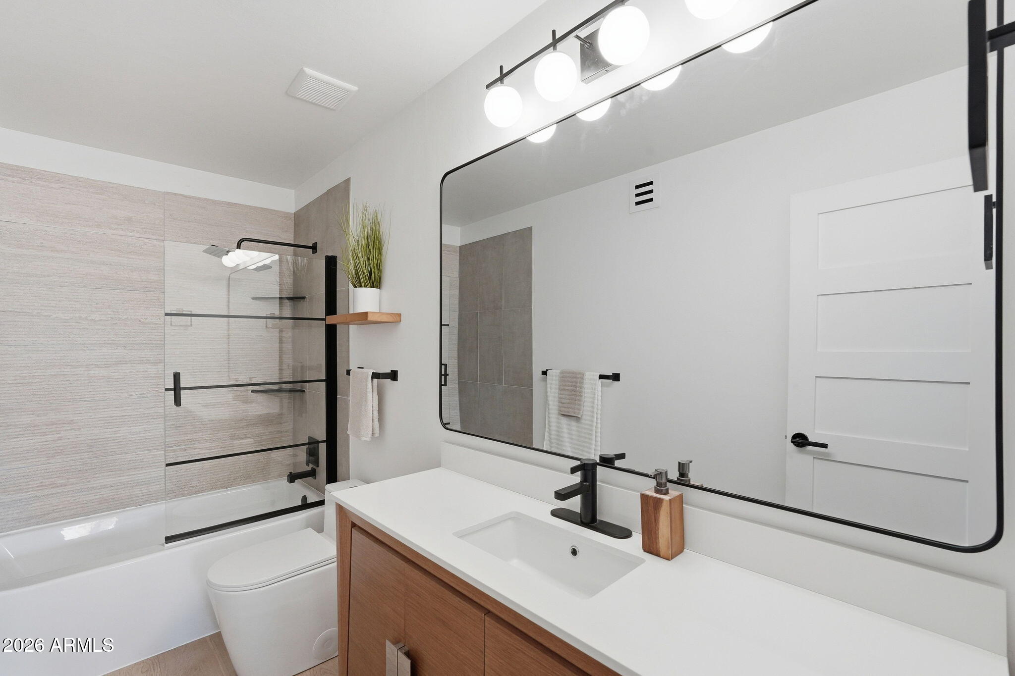 VILLA CORONADO AMD - Residential