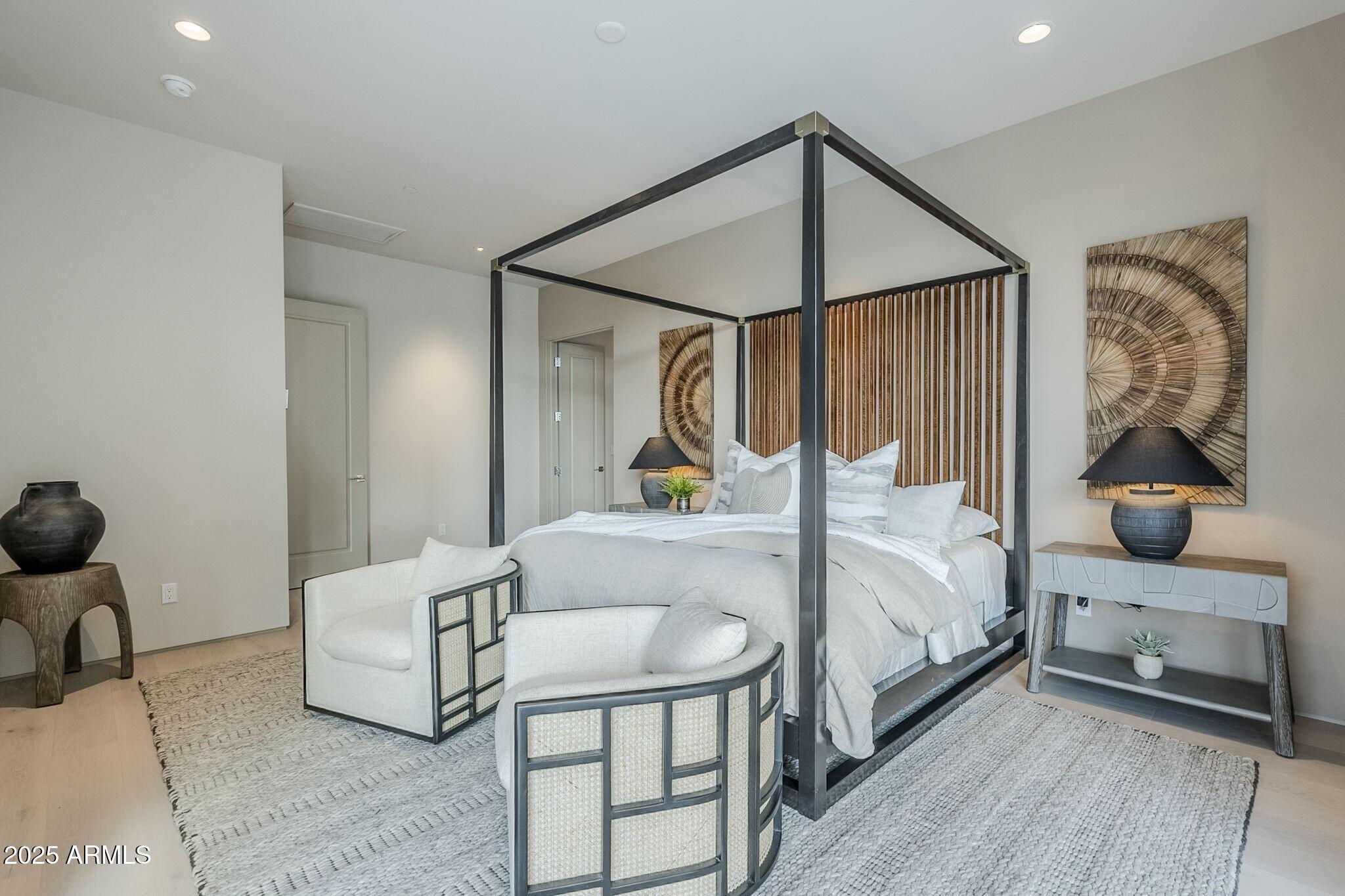 IRONWOOD GOLF VILLAS - Residential