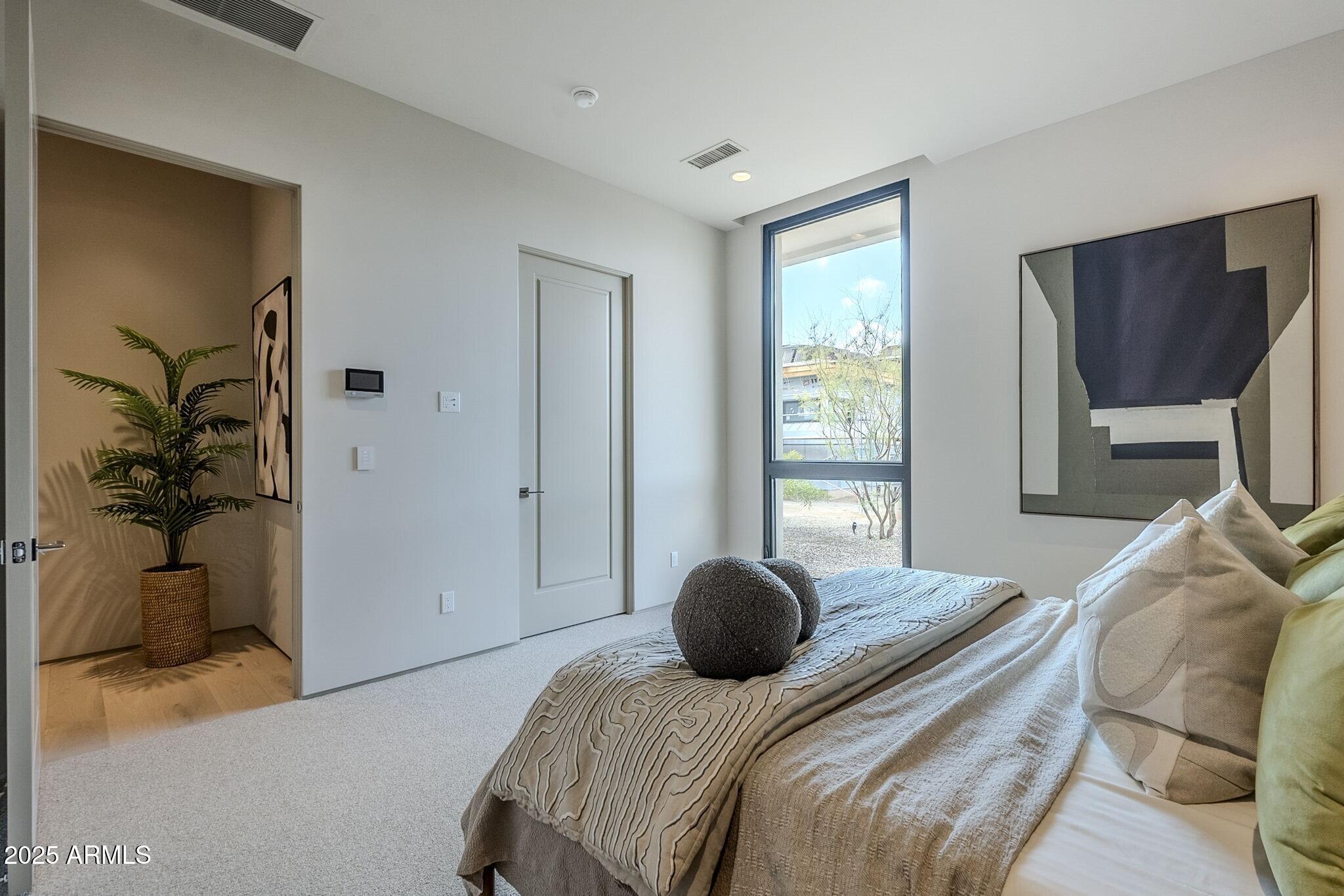 IRONWOOD GOLF VILLAS - Residential
