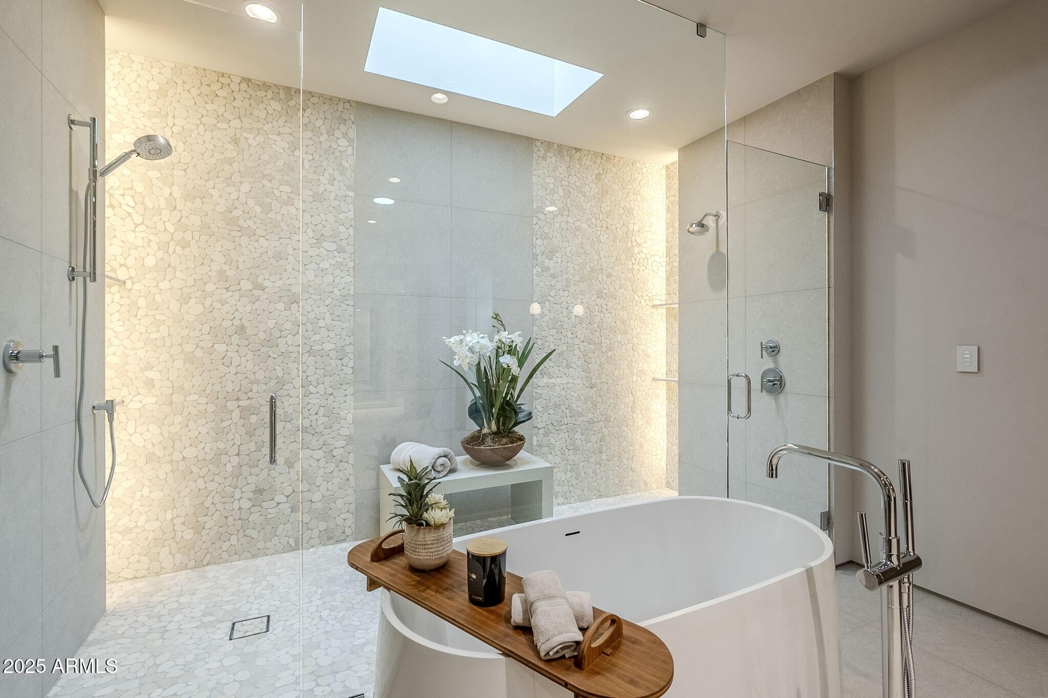 IRONWOOD GOLF VILLAS - Residential