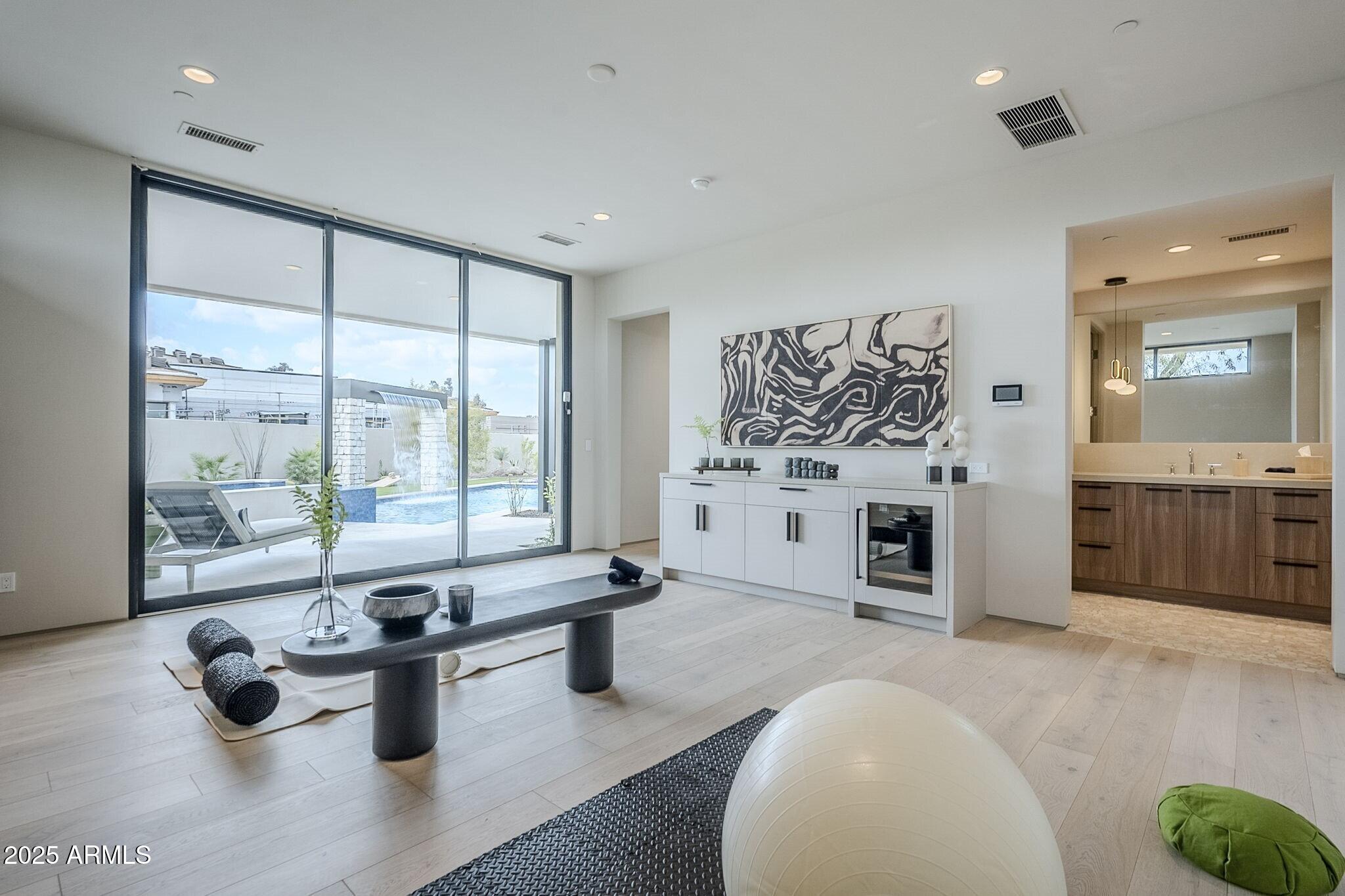 IRONWOOD GOLF VILLAS - Residential