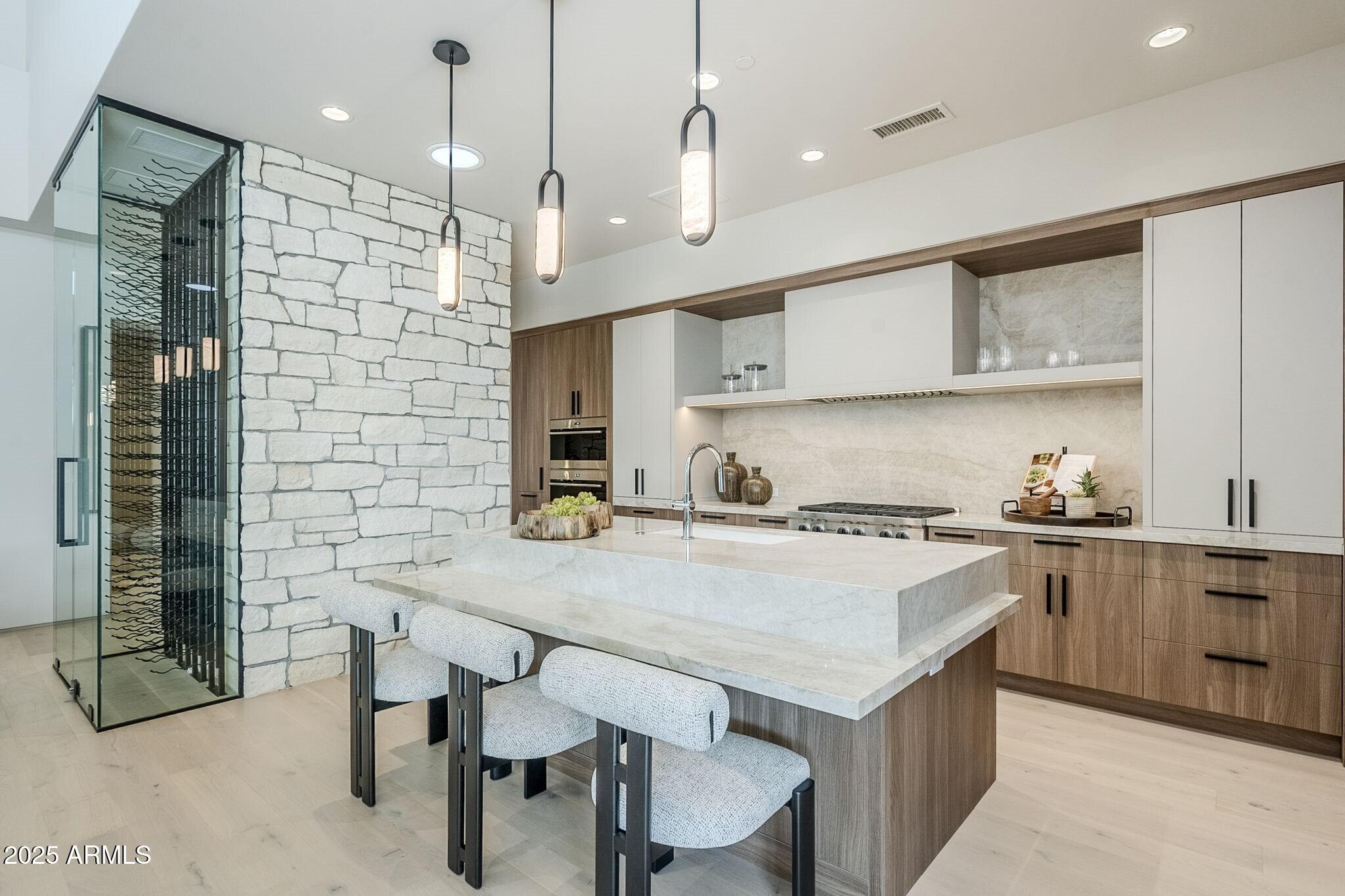 IRONWOOD GOLF VILLAS - Residential