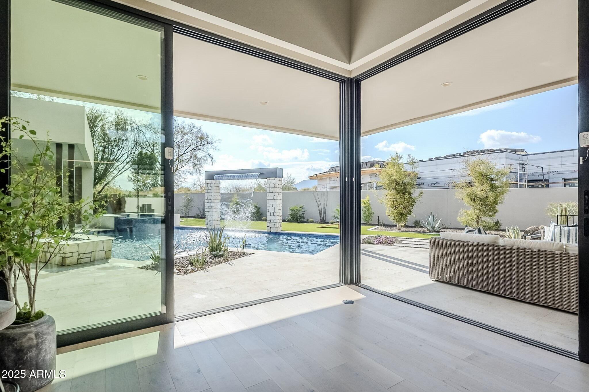 IRONWOOD GOLF VILLAS - Residential