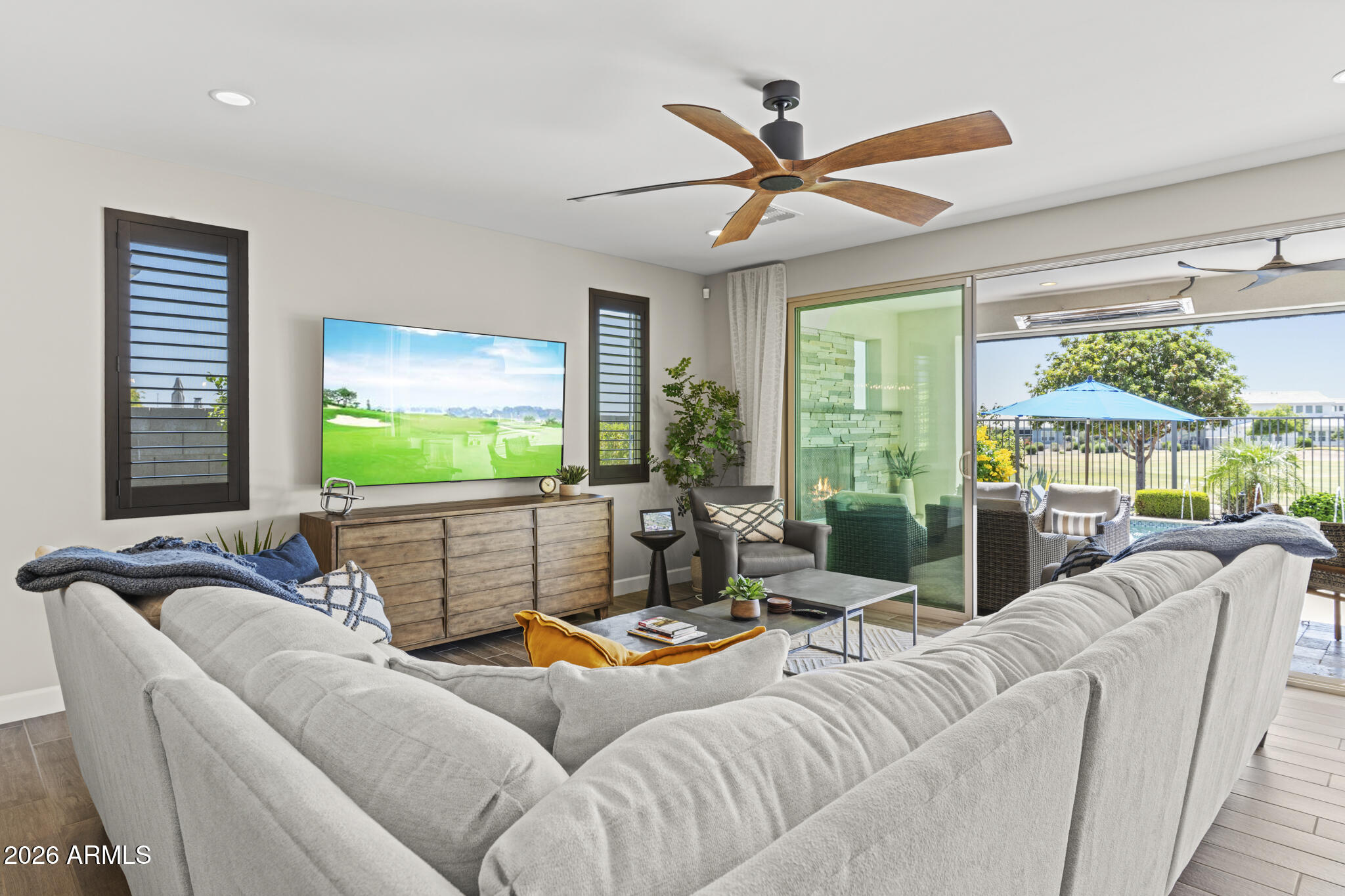 STERLING GROVE - Residential