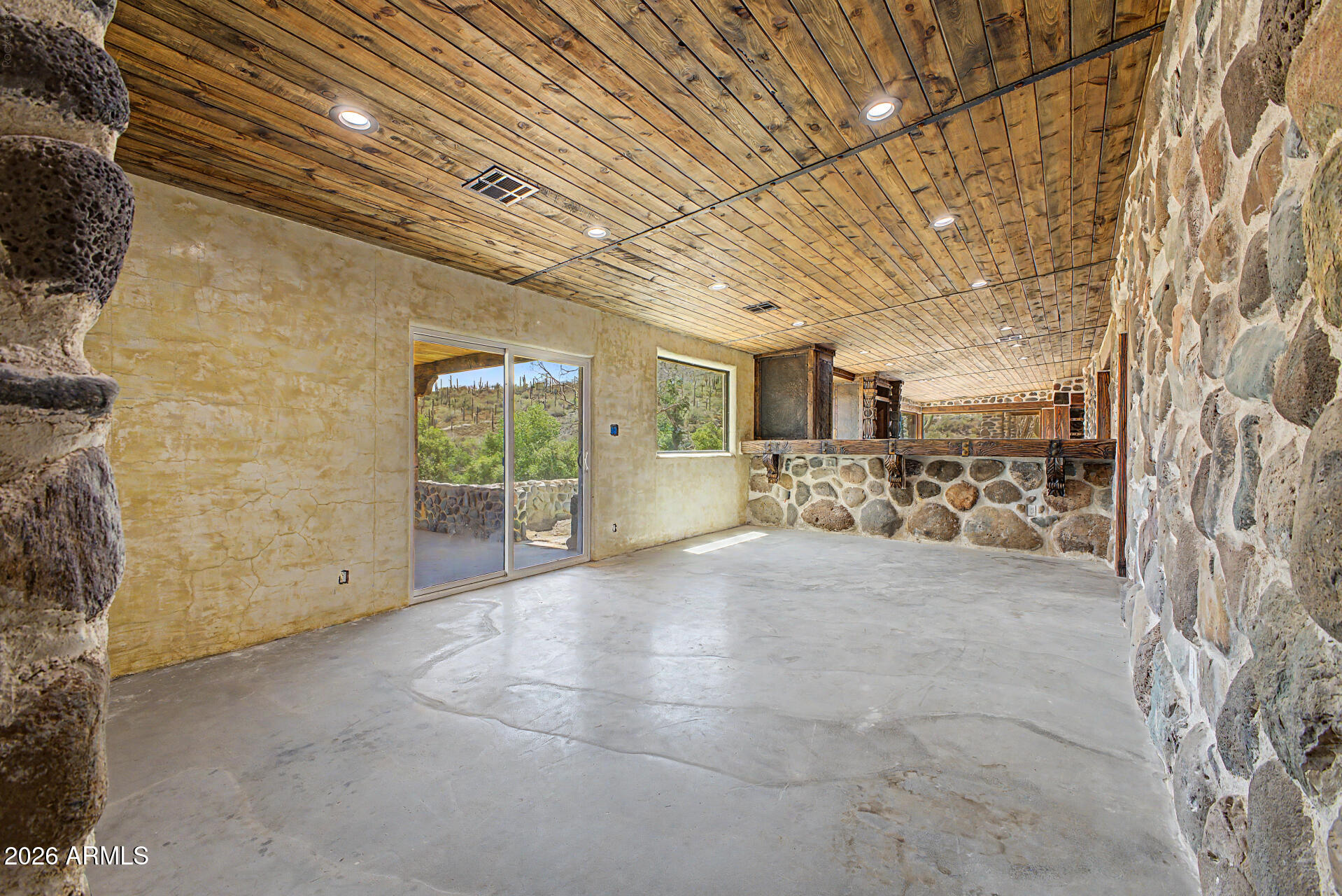 Metes and Bounds - Residential