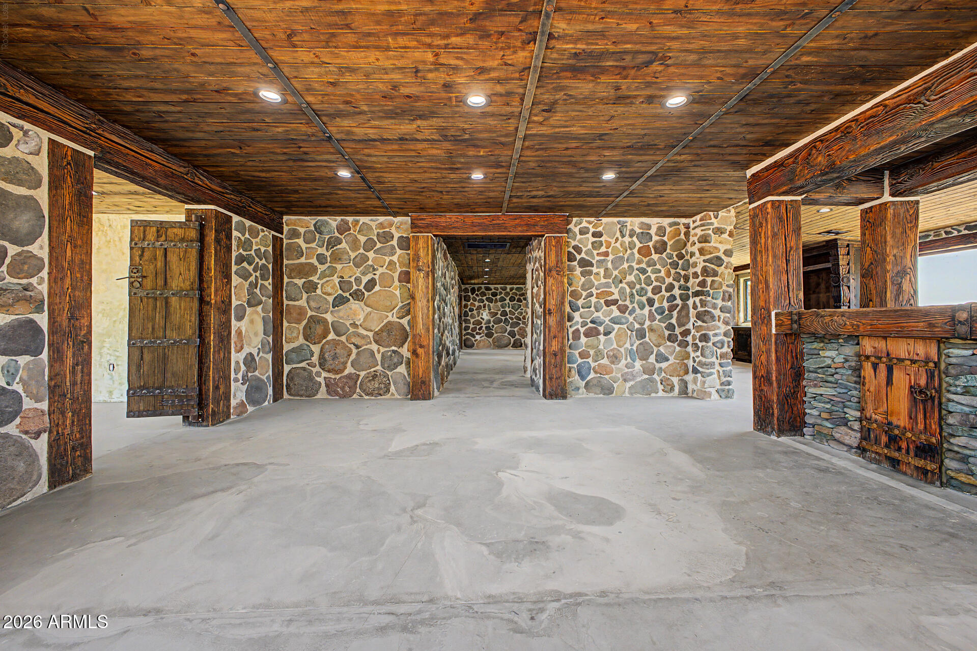 Metes and Bounds - Residential