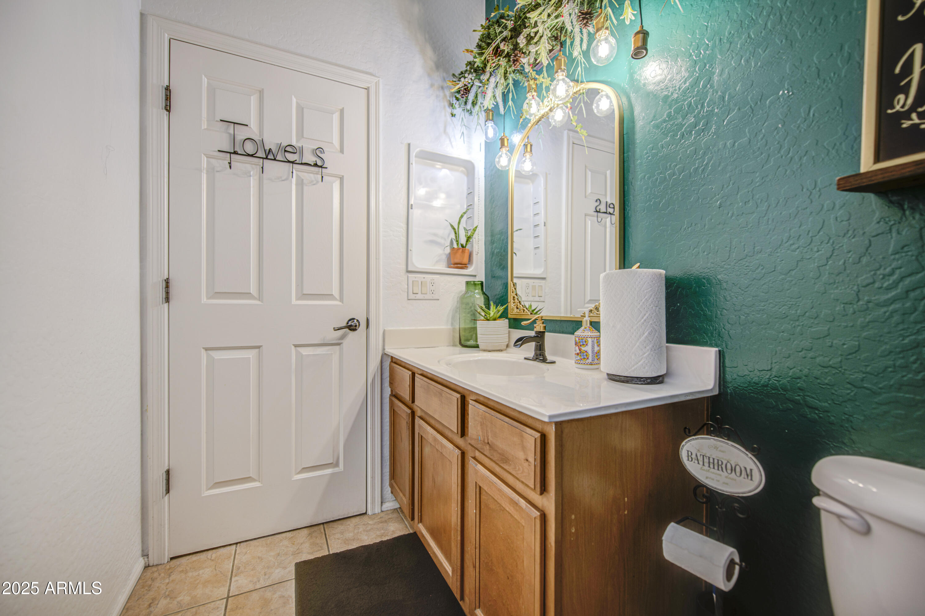 DIAMOND RIDGE PLACE - Residential