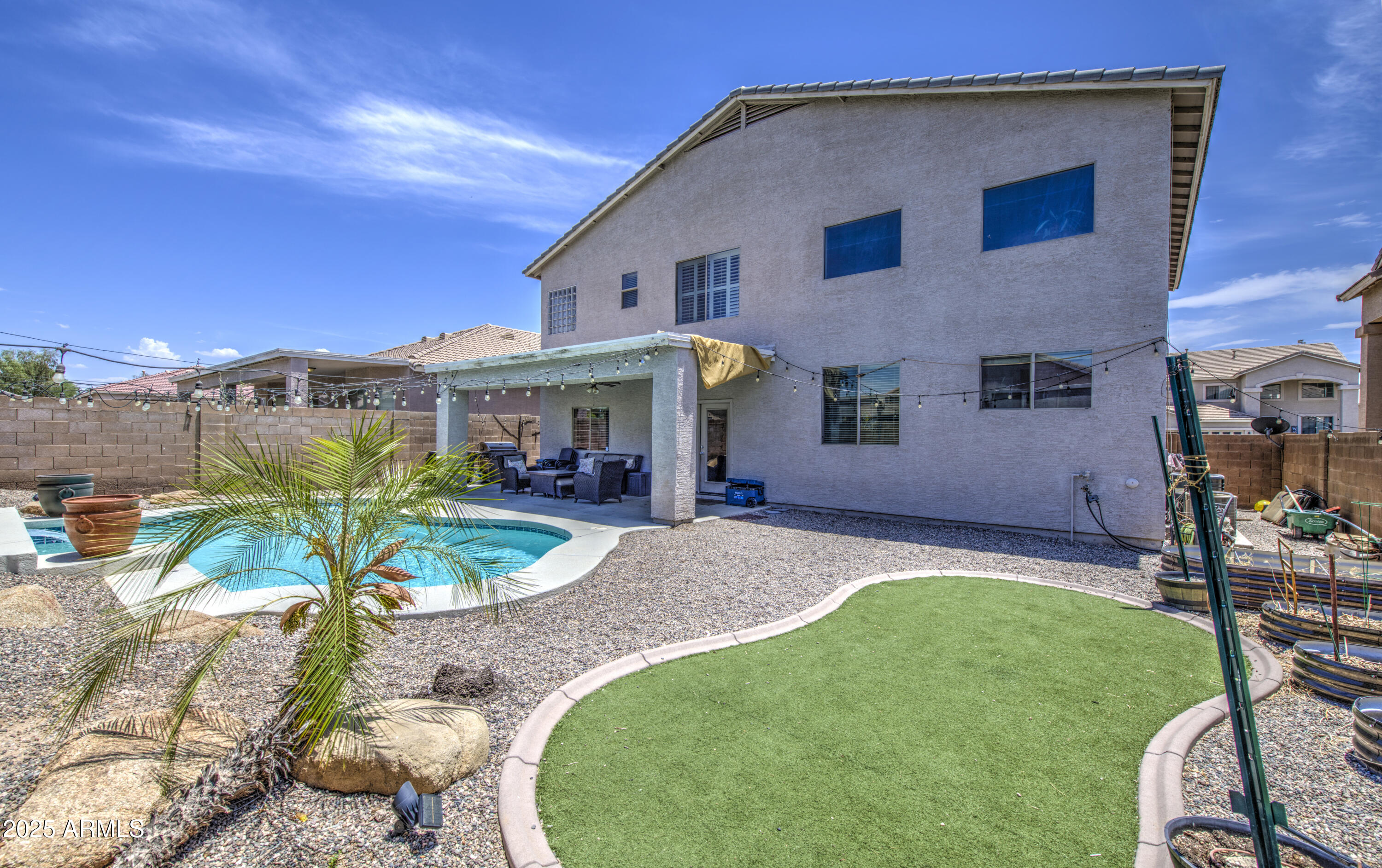 DIAMOND RIDGE PLACE - Residential