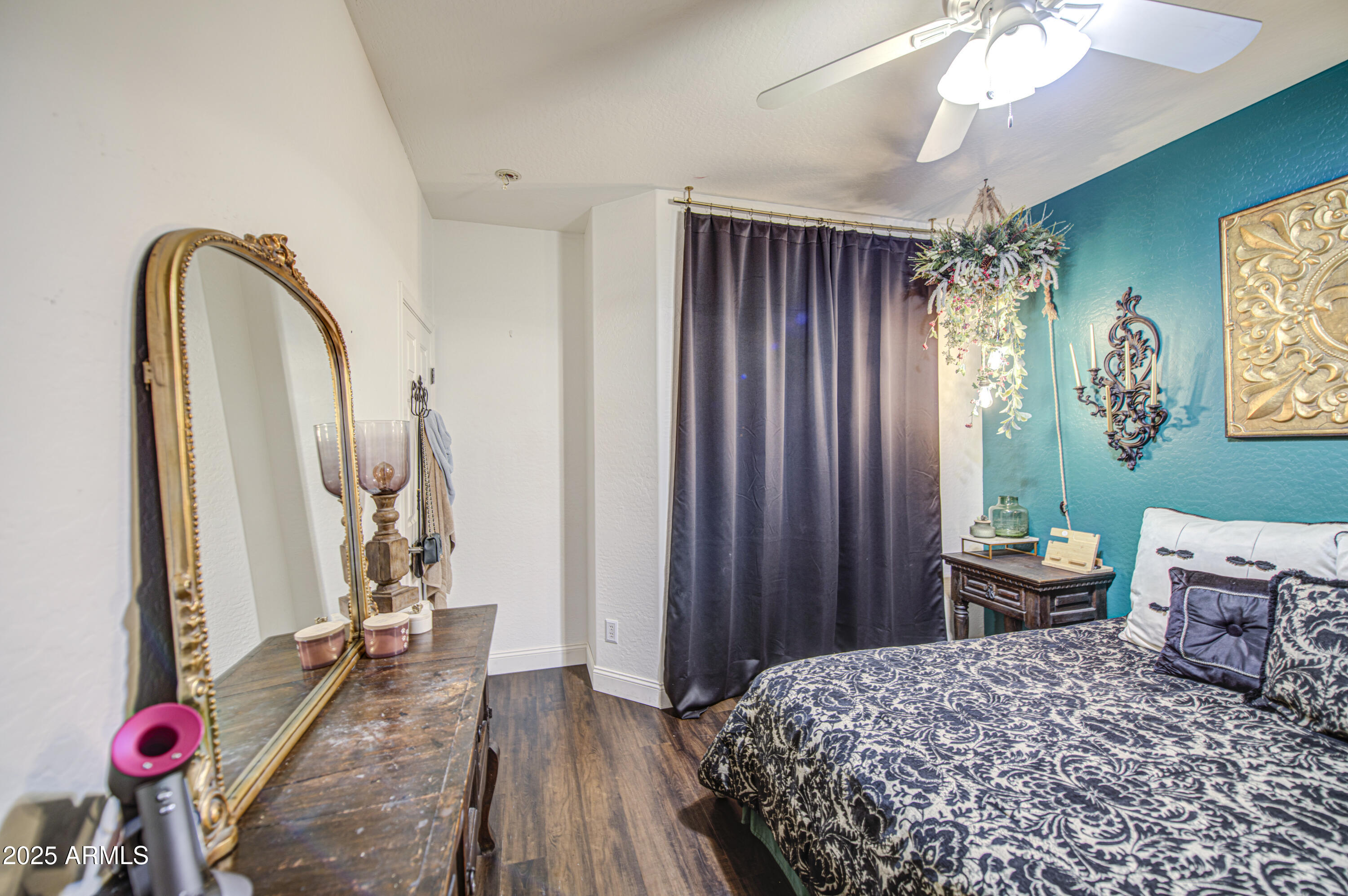 DIAMOND RIDGE PLACE - Residential