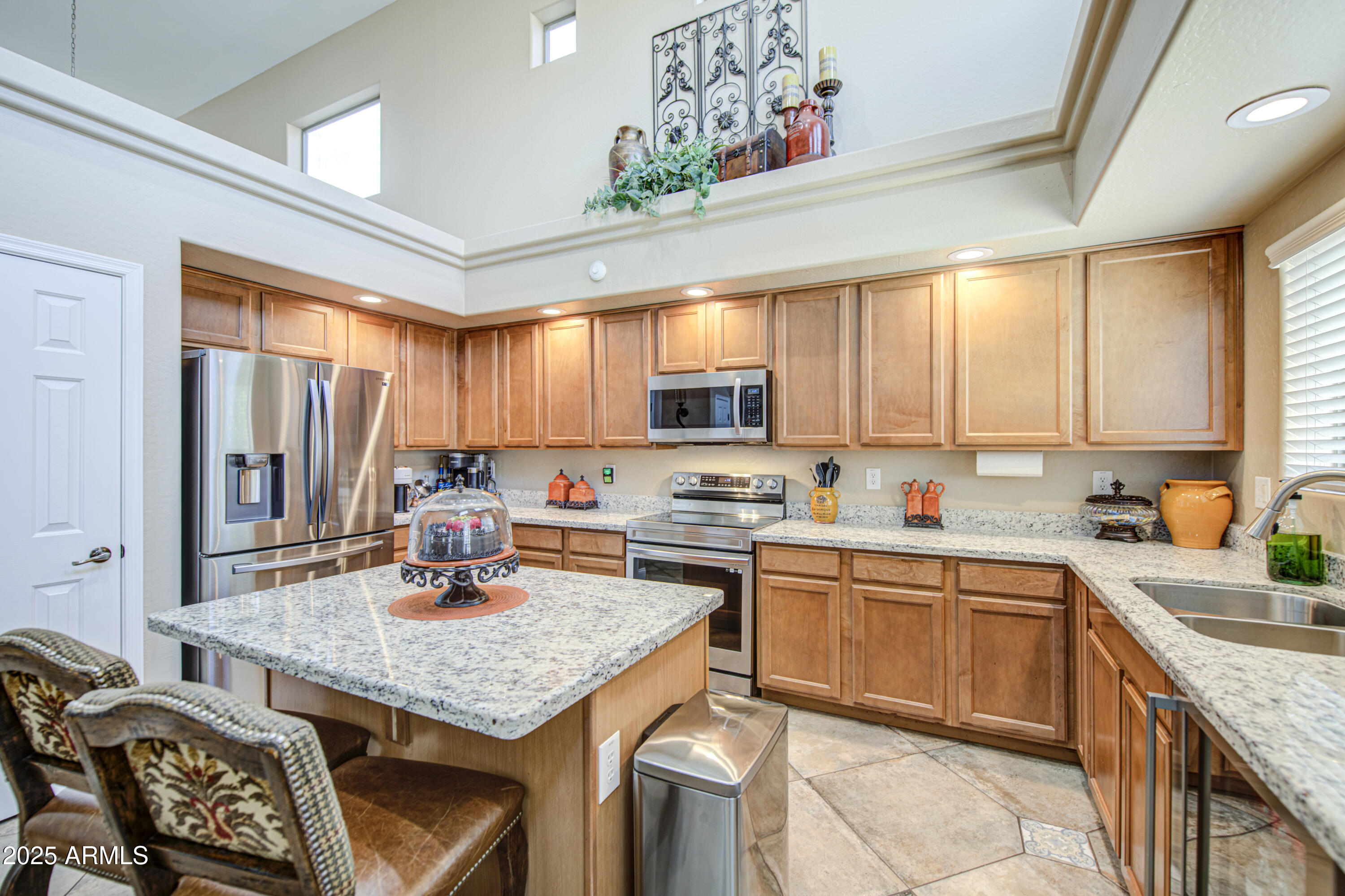 DIAMOND RIDGE PLACE - Residential