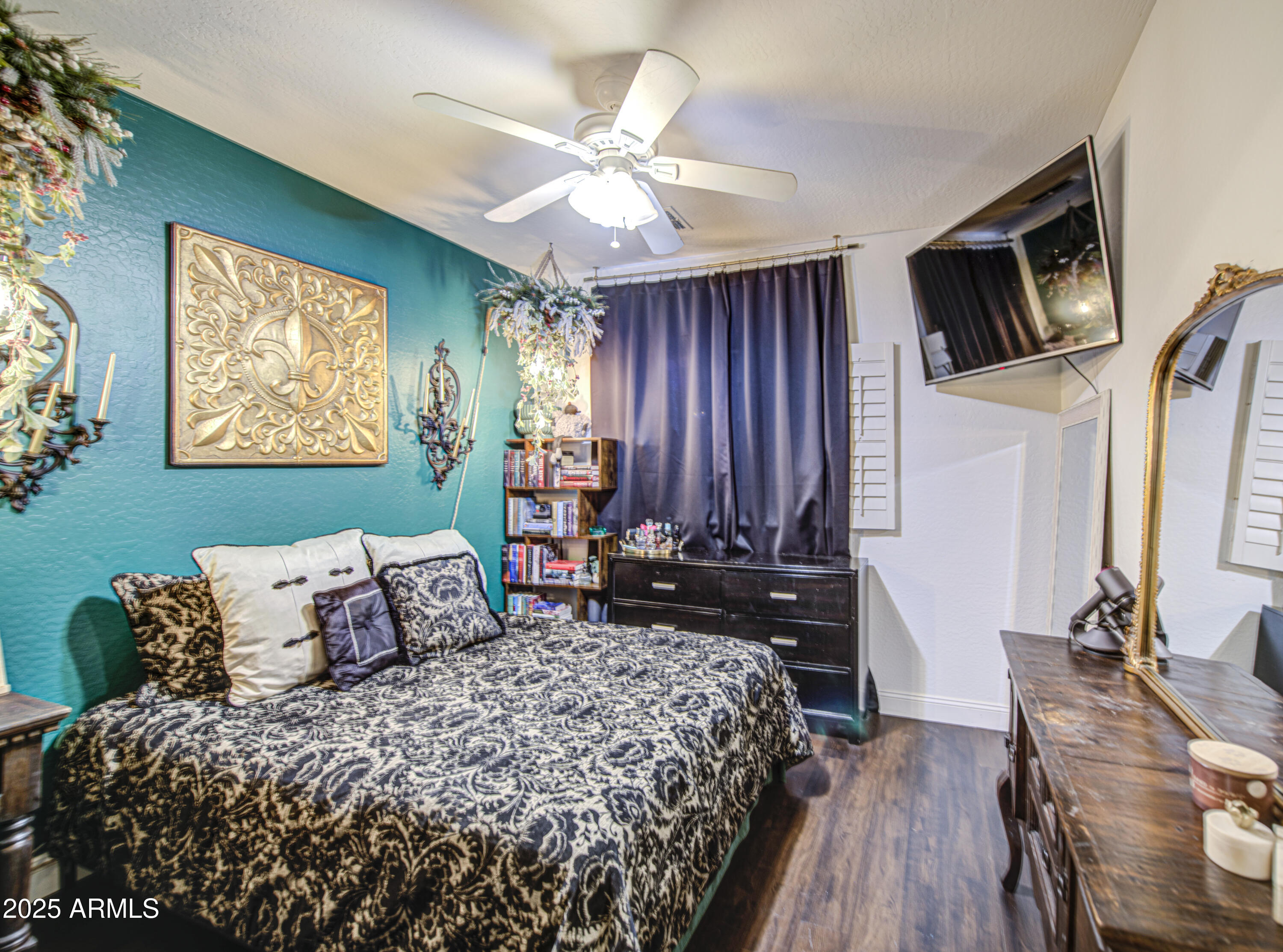 DIAMOND RIDGE PLACE - Residential