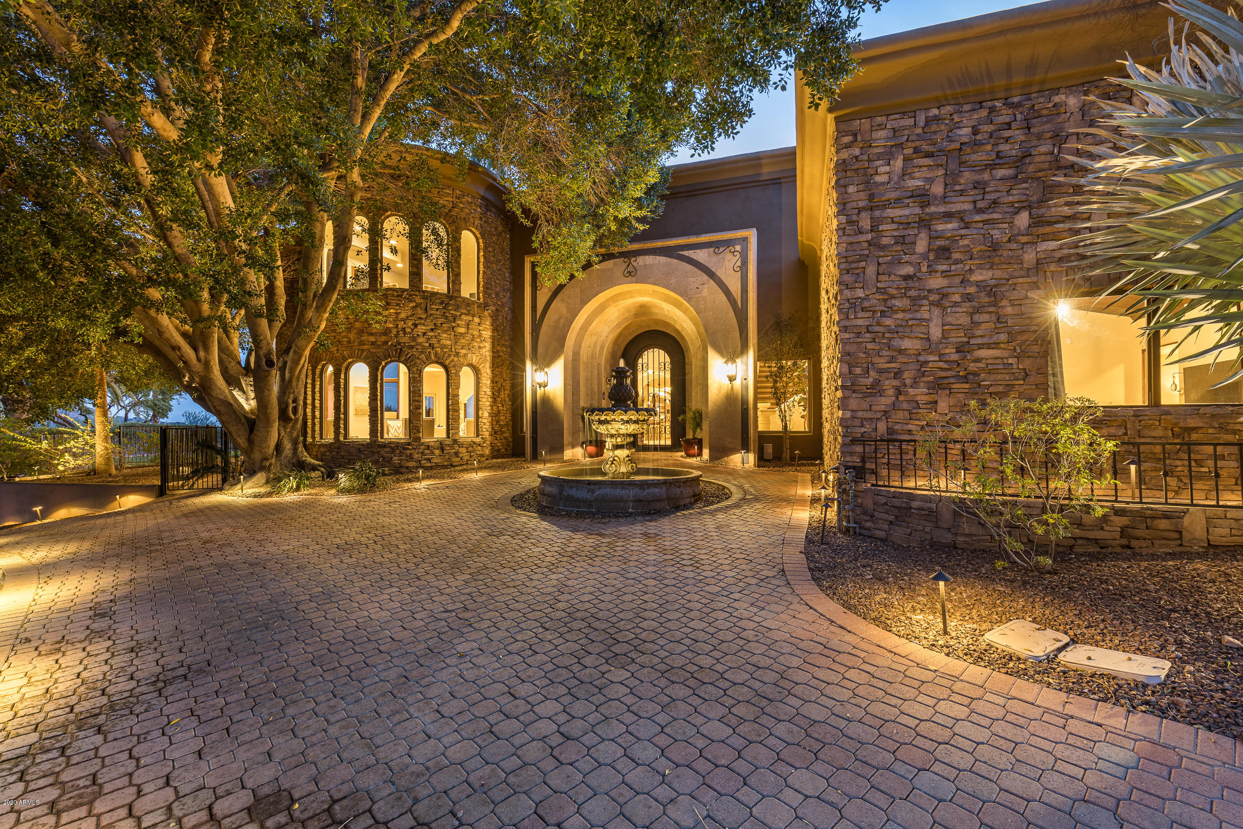 CHOLLA GARDENS UNIT 2 - Residential