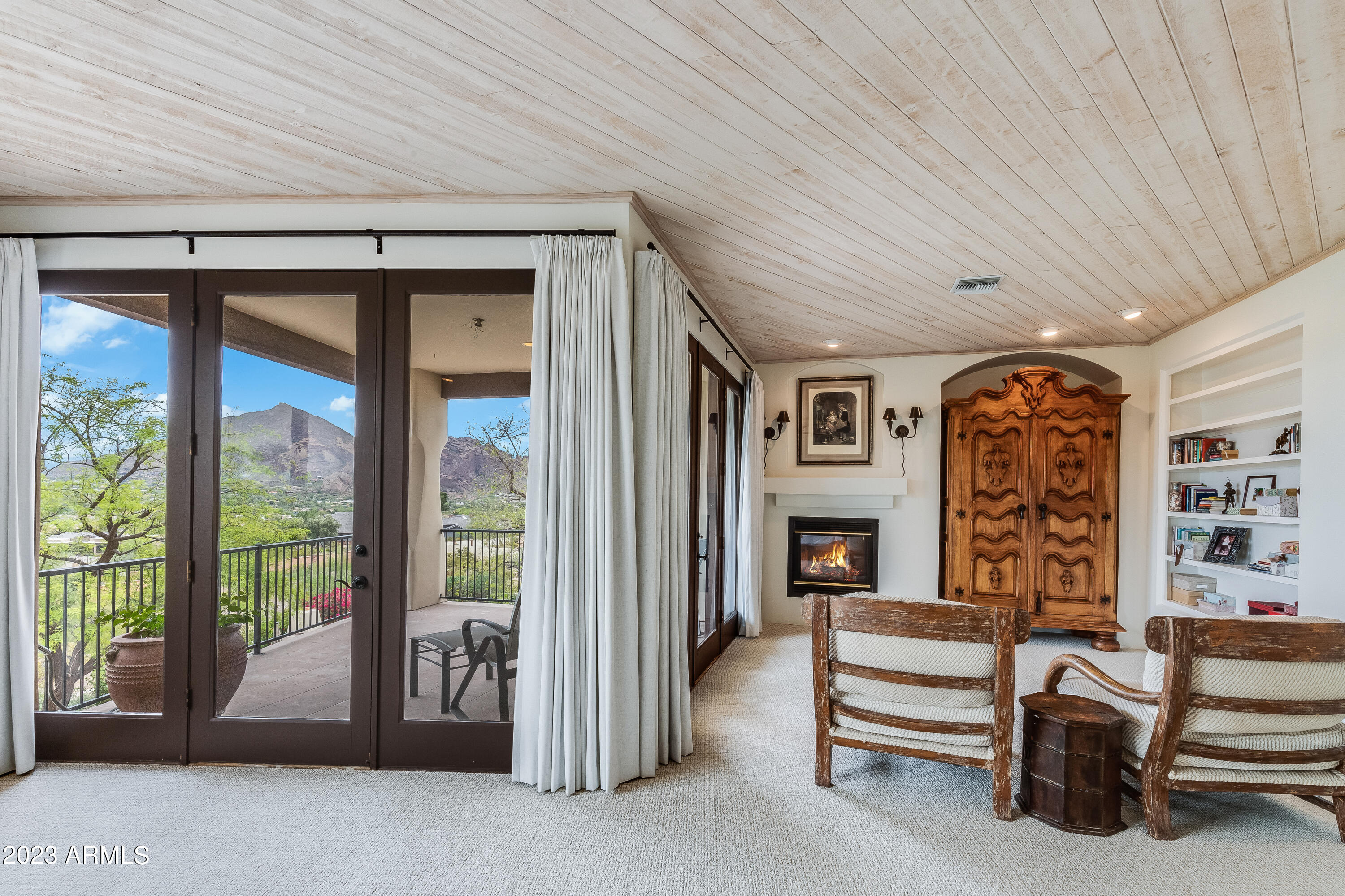 Paradise Valley Estates - Residential
