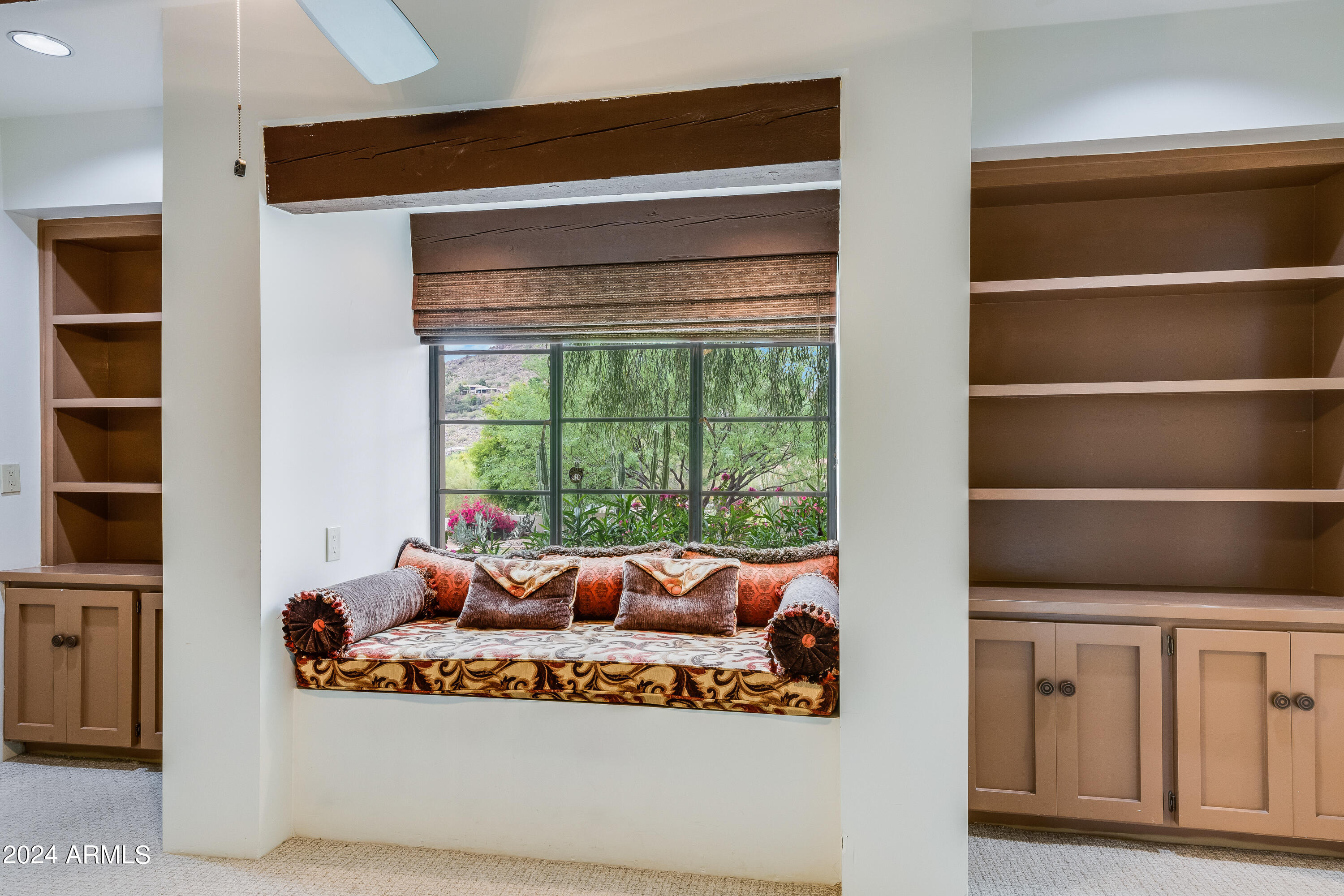Paradise Valley Estates - Residential