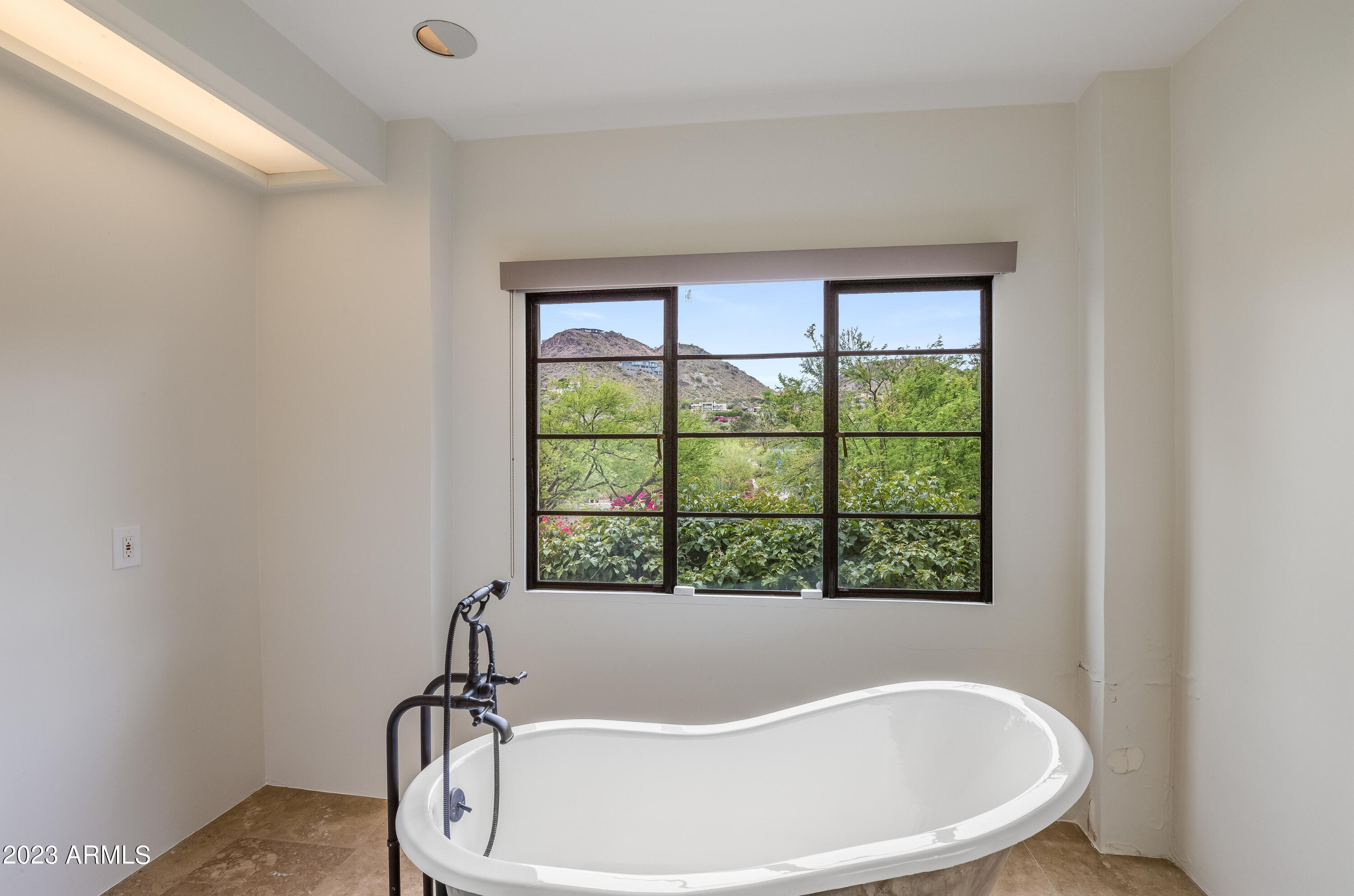 Paradise Valley Estates - Residential