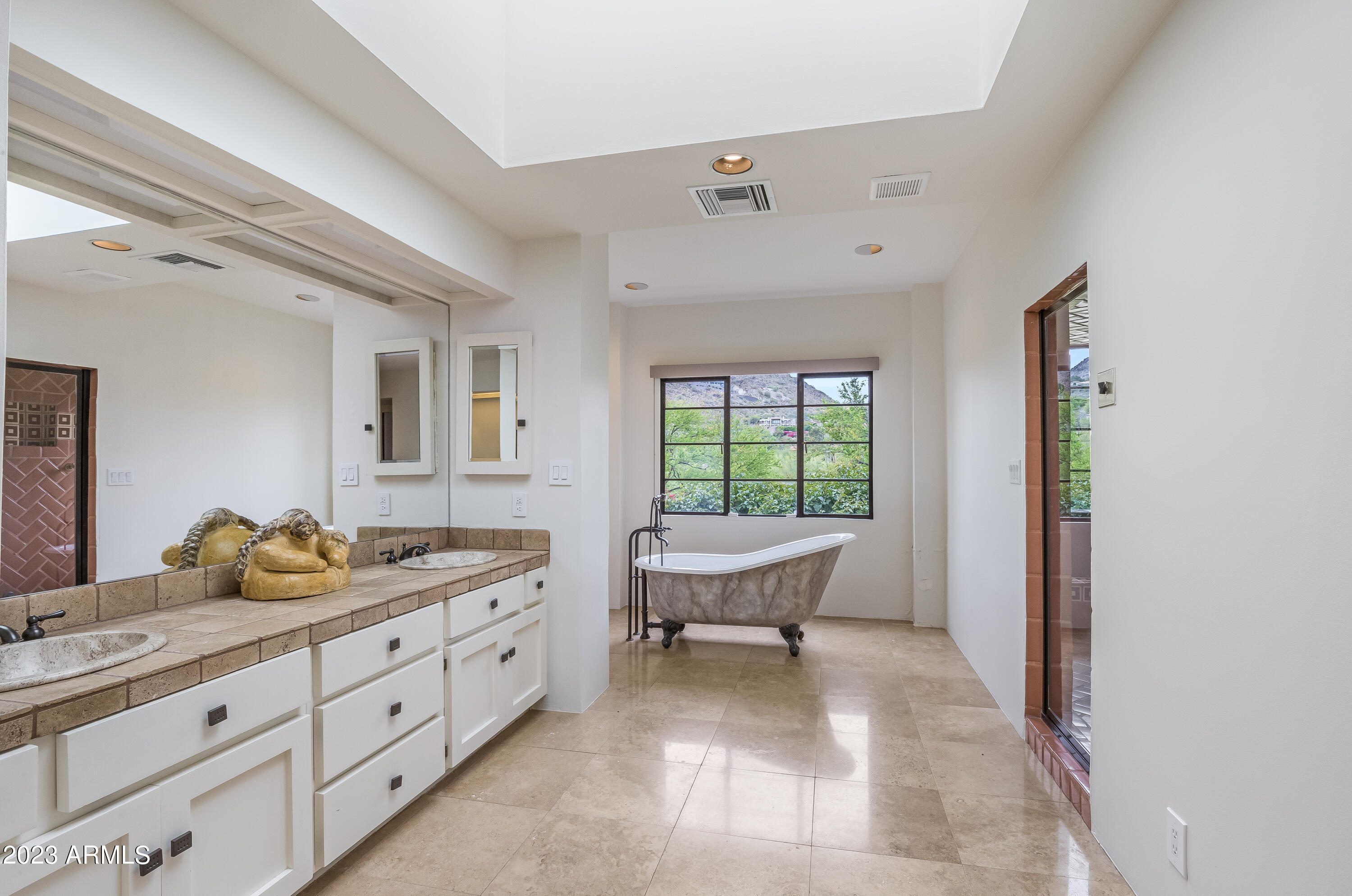 Paradise Valley Estates - Residential