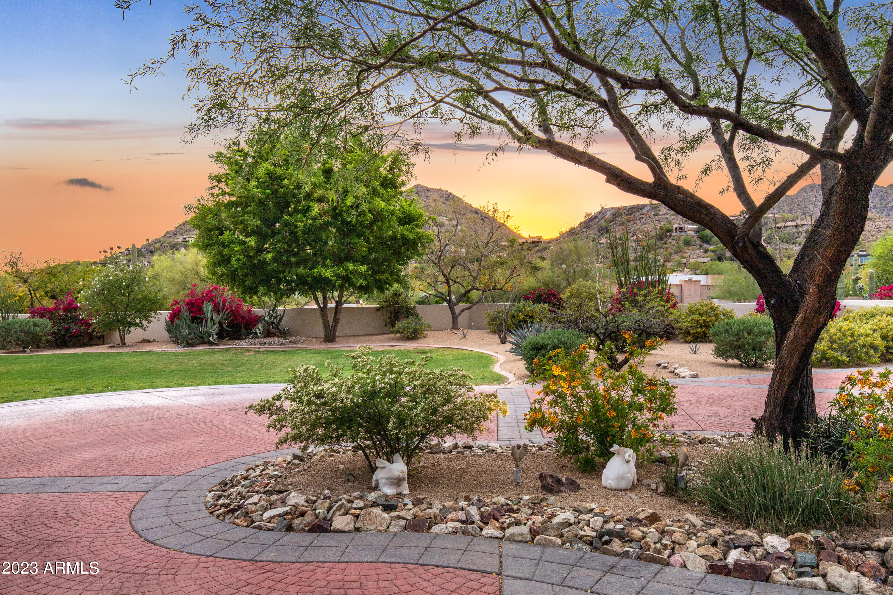 Paradise Valley Estates - Residential