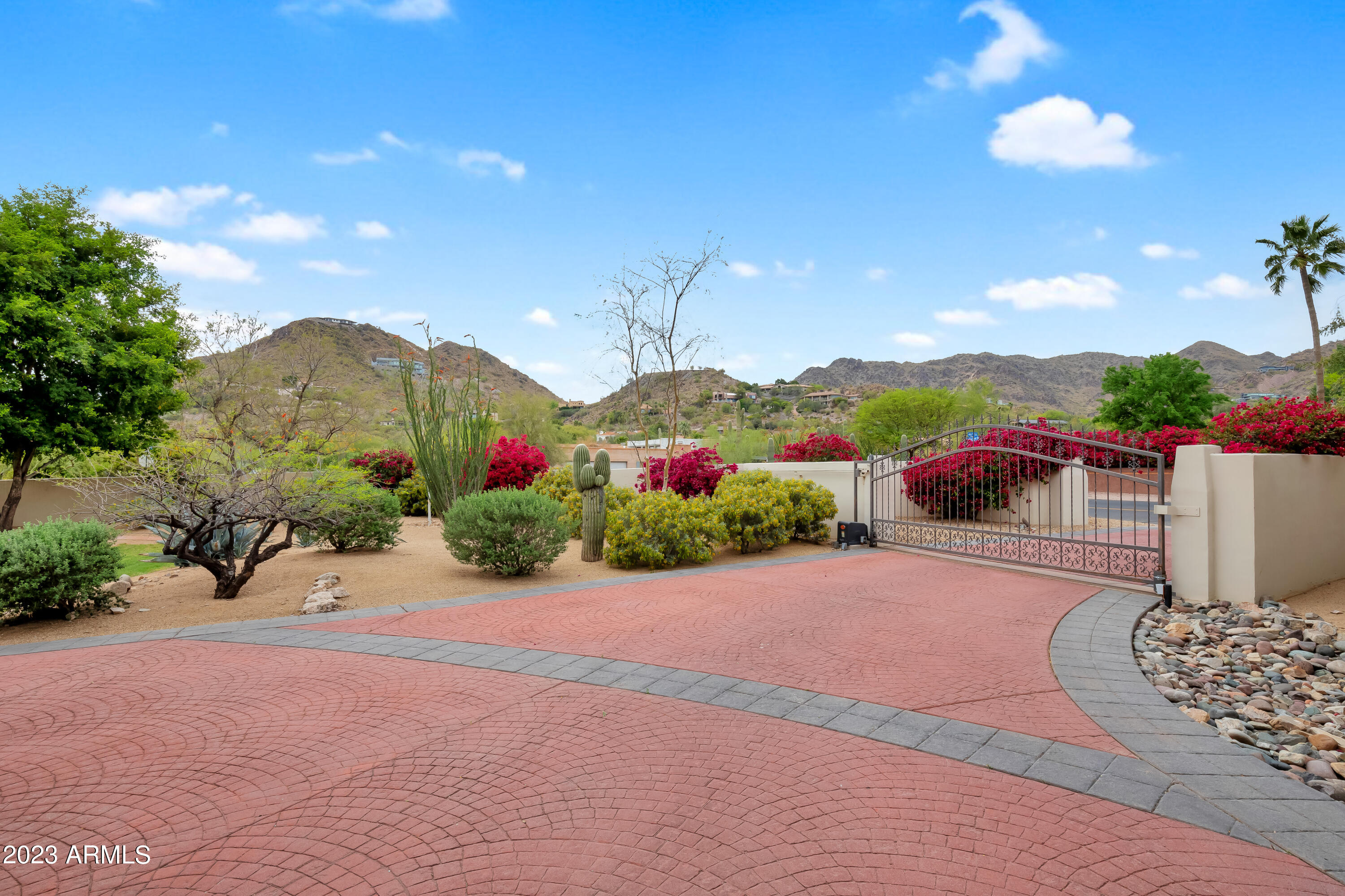 Paradise Valley Estates - Residential