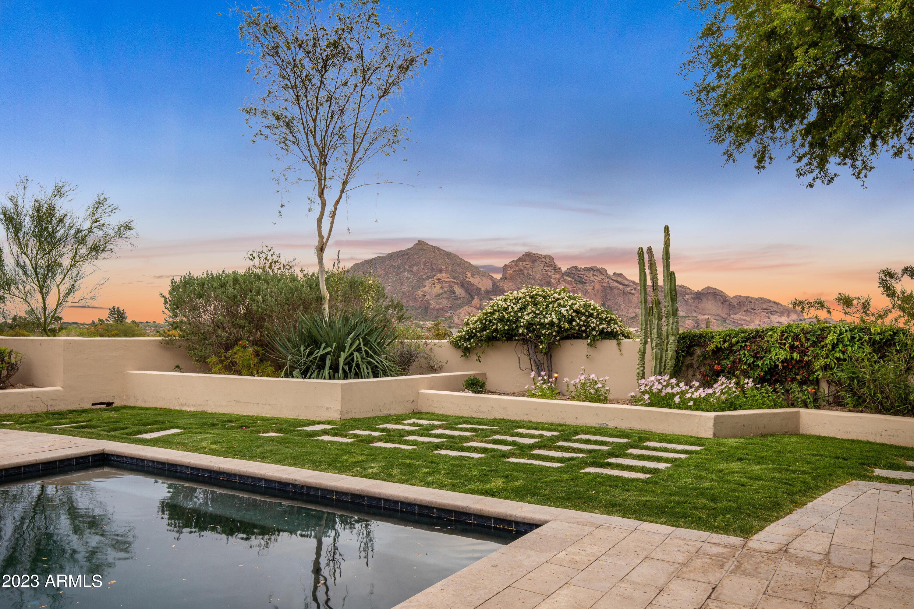 Paradise Valley Estates - Residential