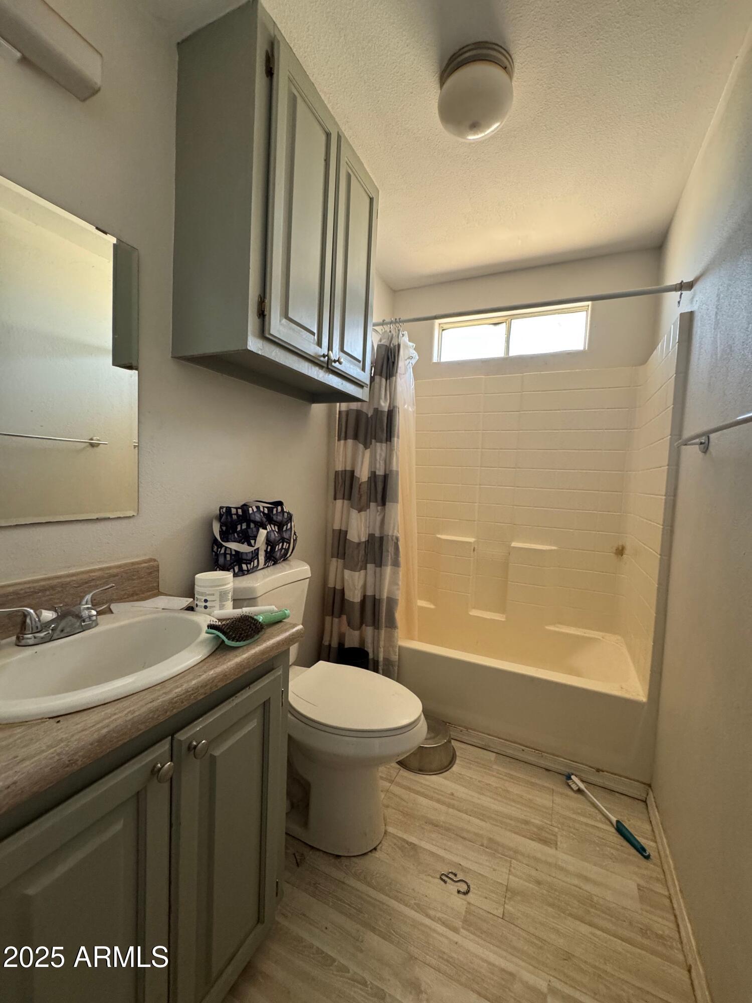 S20 T5S R2E - Residential