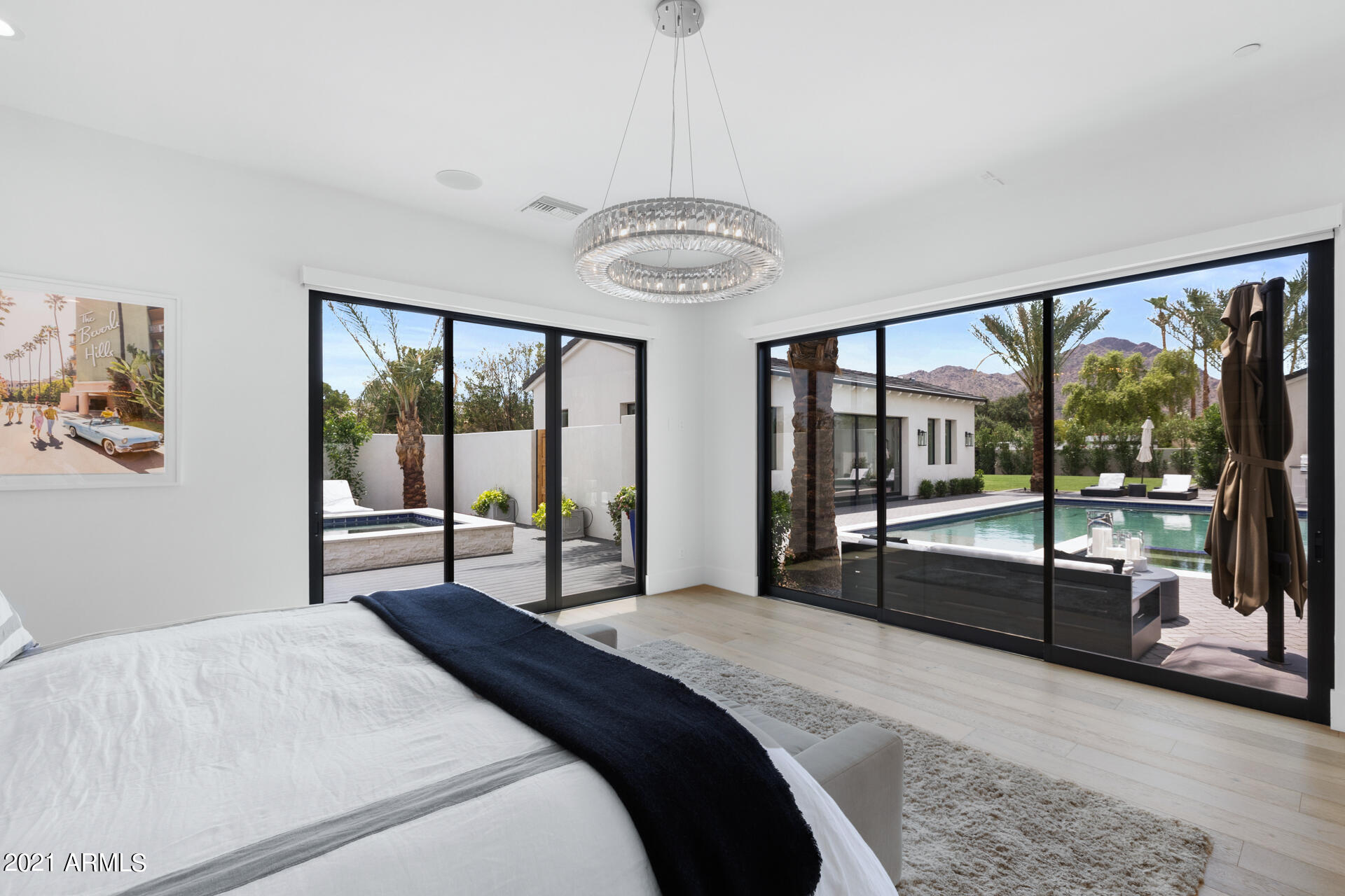 STONEVIEW - Residential
