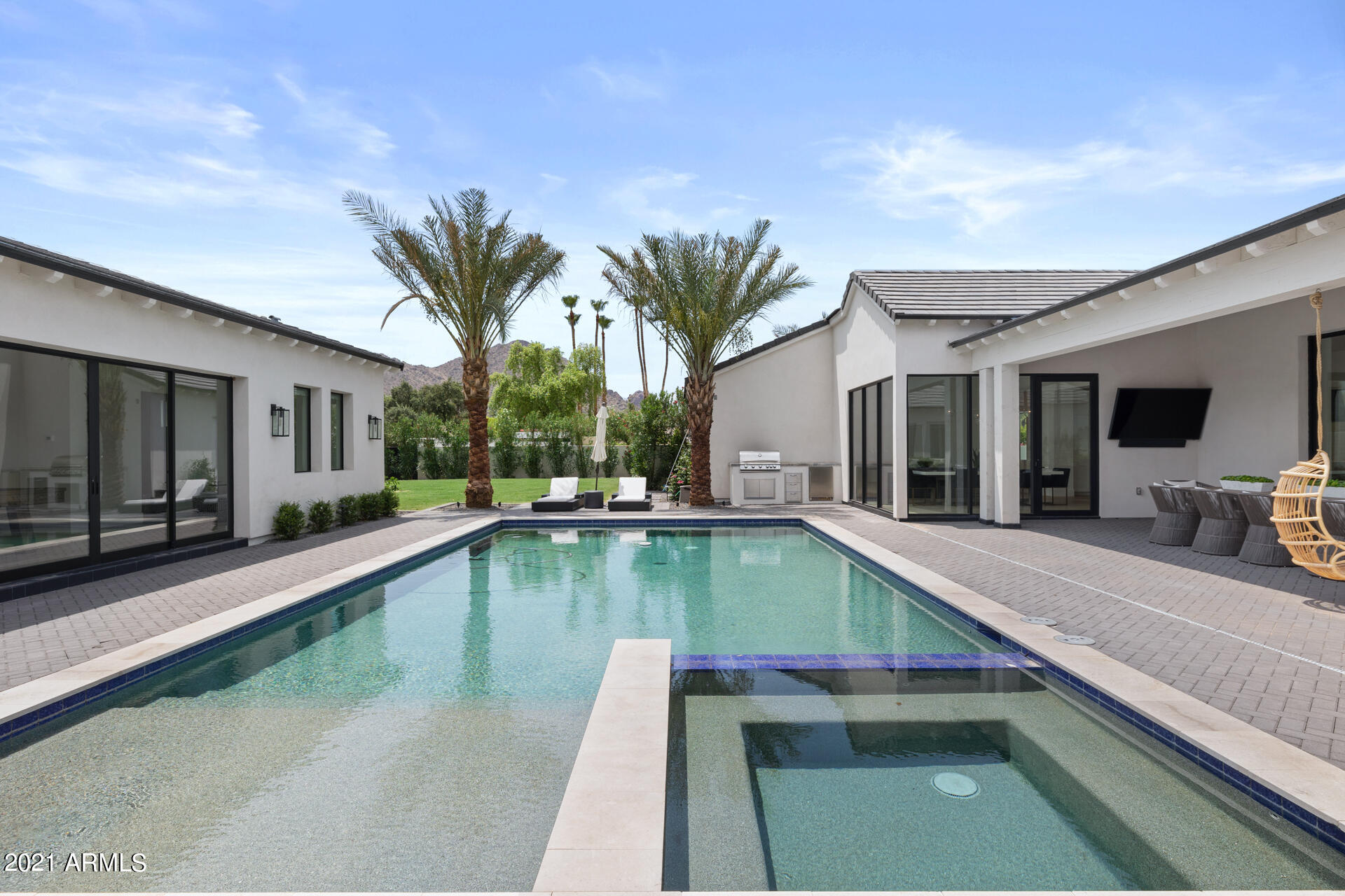 STONEVIEW - Residential