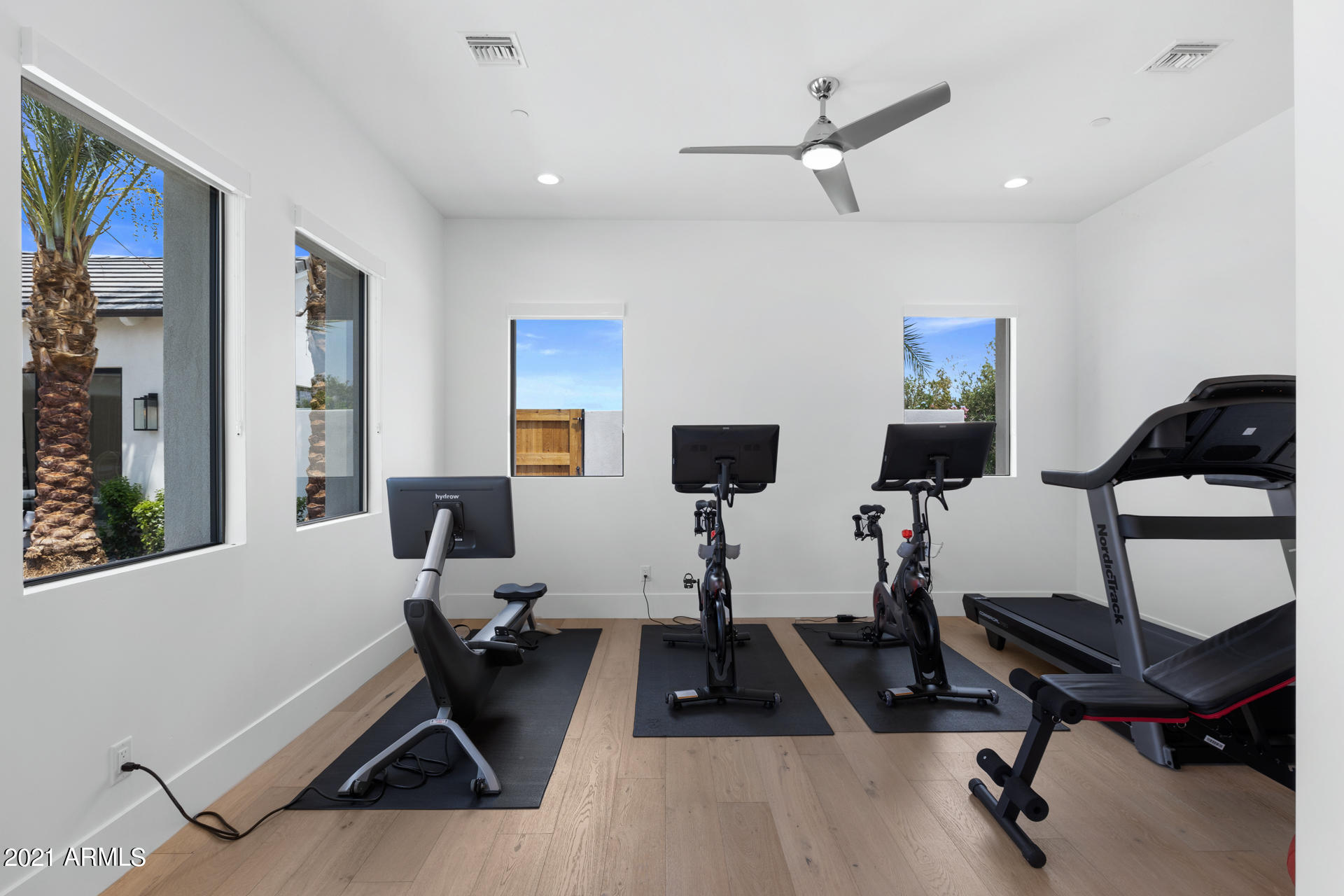 STONEVIEW - Residential