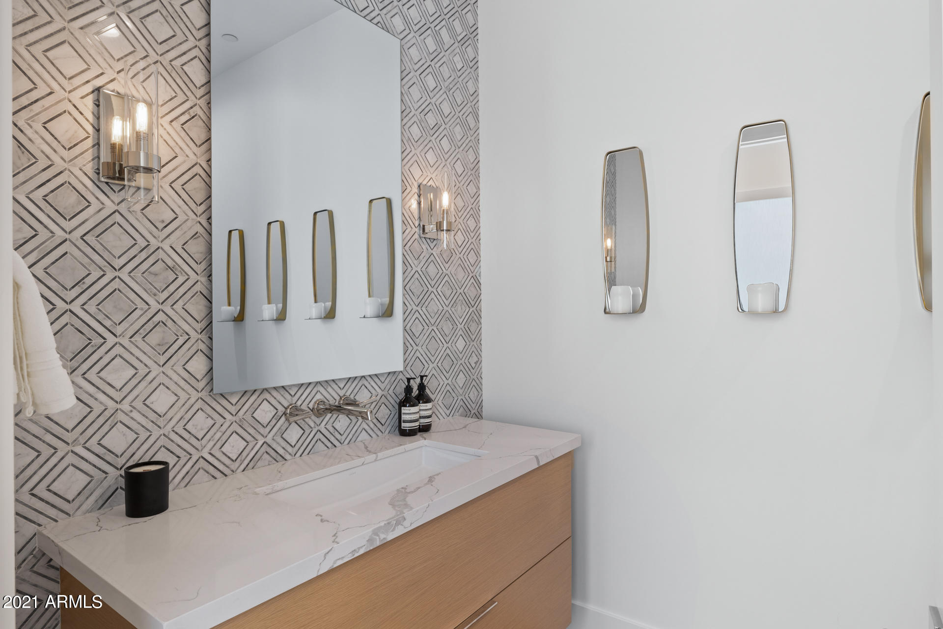 STONEVIEW - Residential