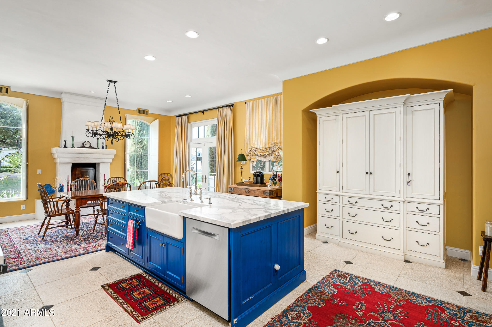 CASA BLANCA ESTATES - Residential