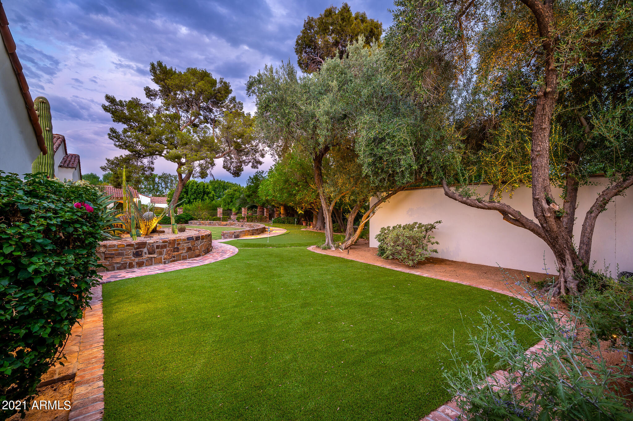 CASA BLANCA ESTATES - Residential