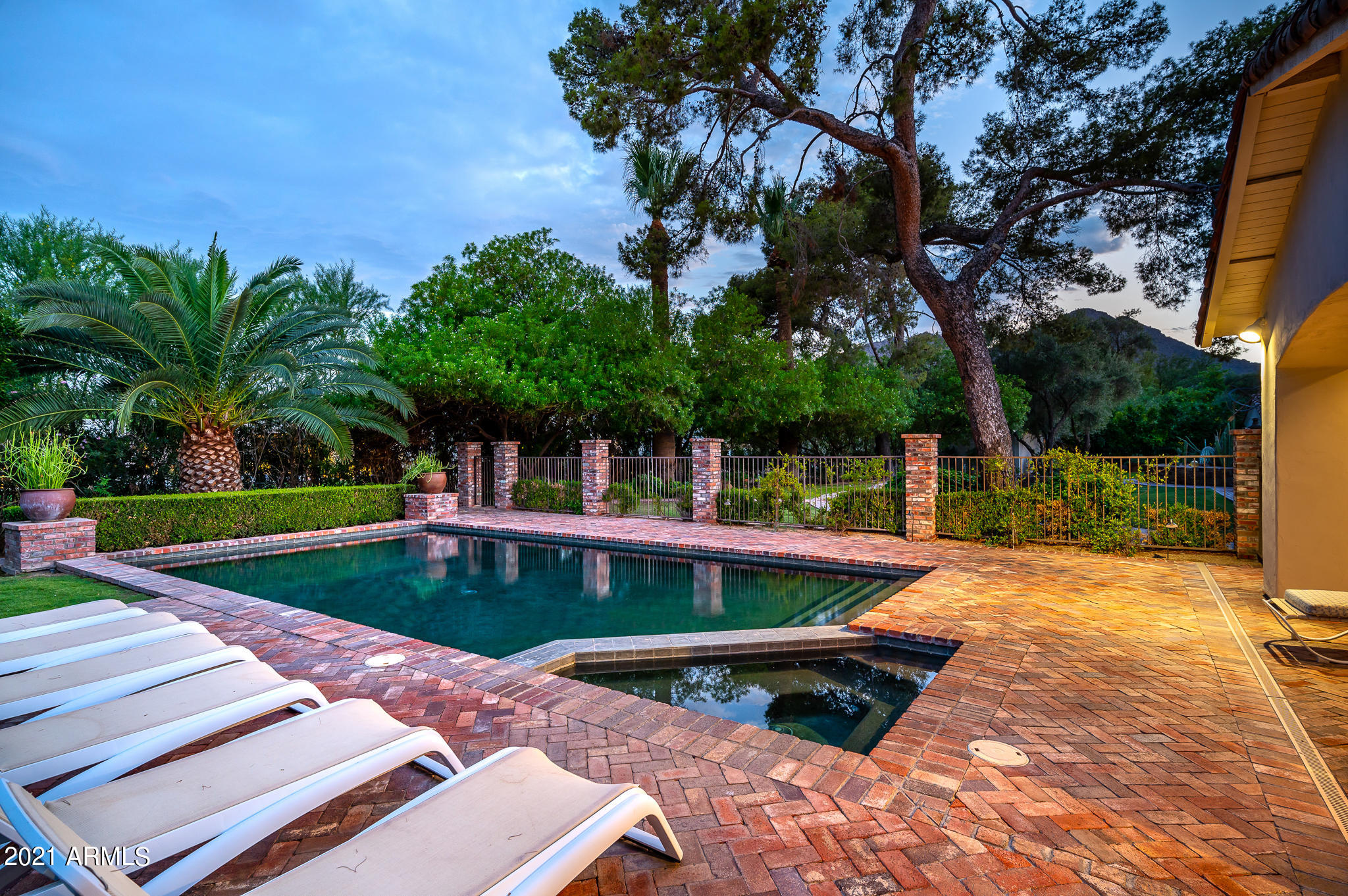 CASA BLANCA ESTATES - Residential