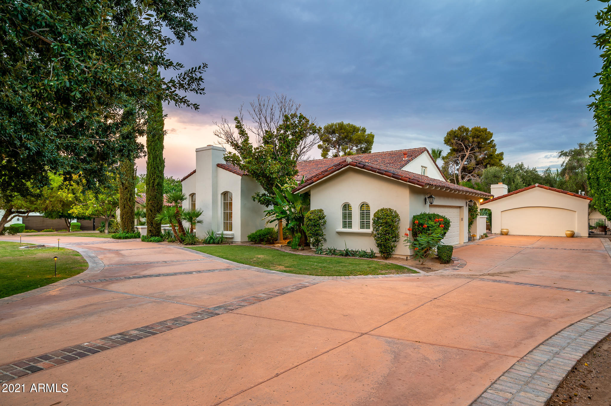 CASA BLANCA ESTATES - Residential