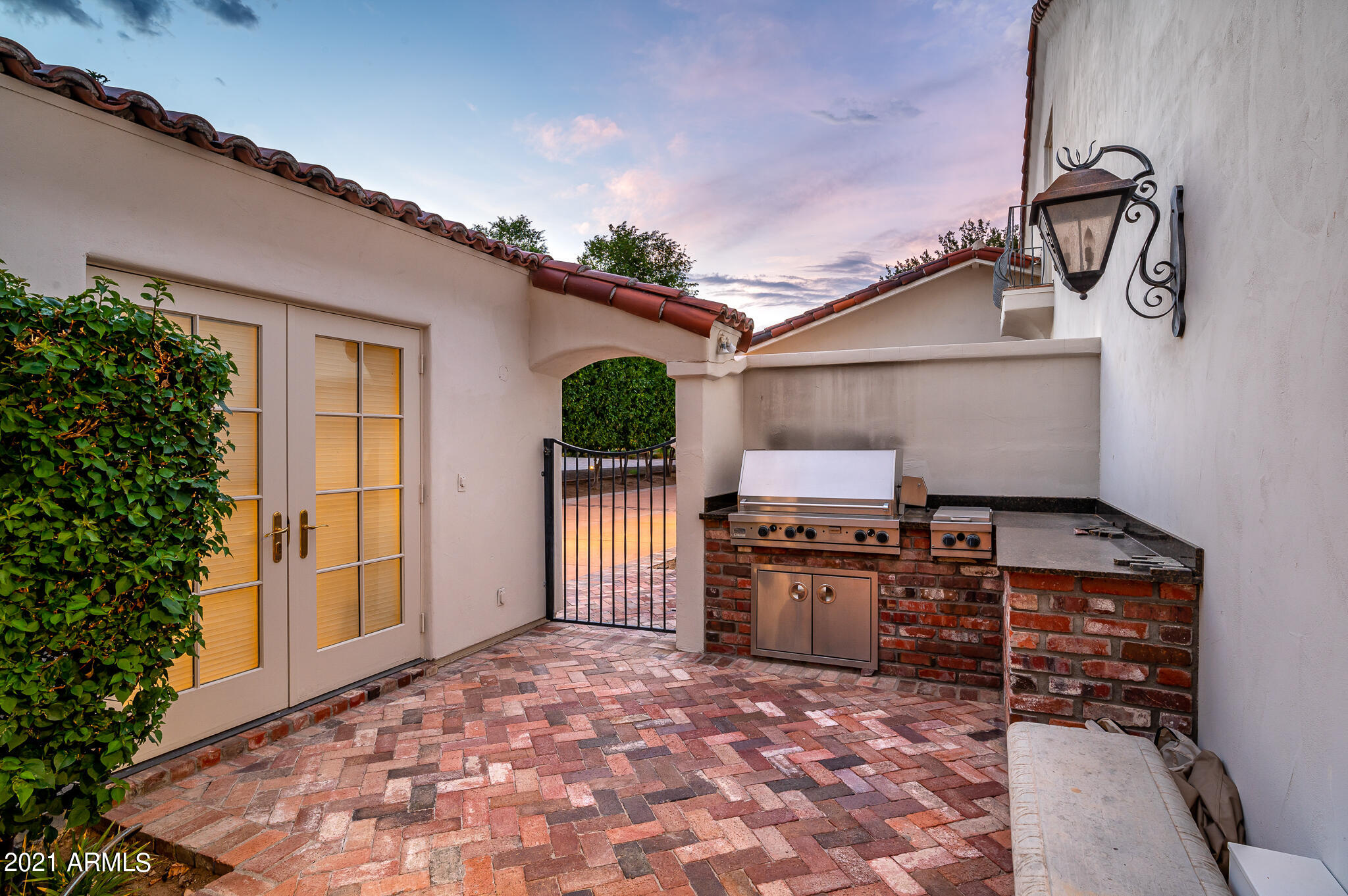 CASA BLANCA ESTATES - Residential