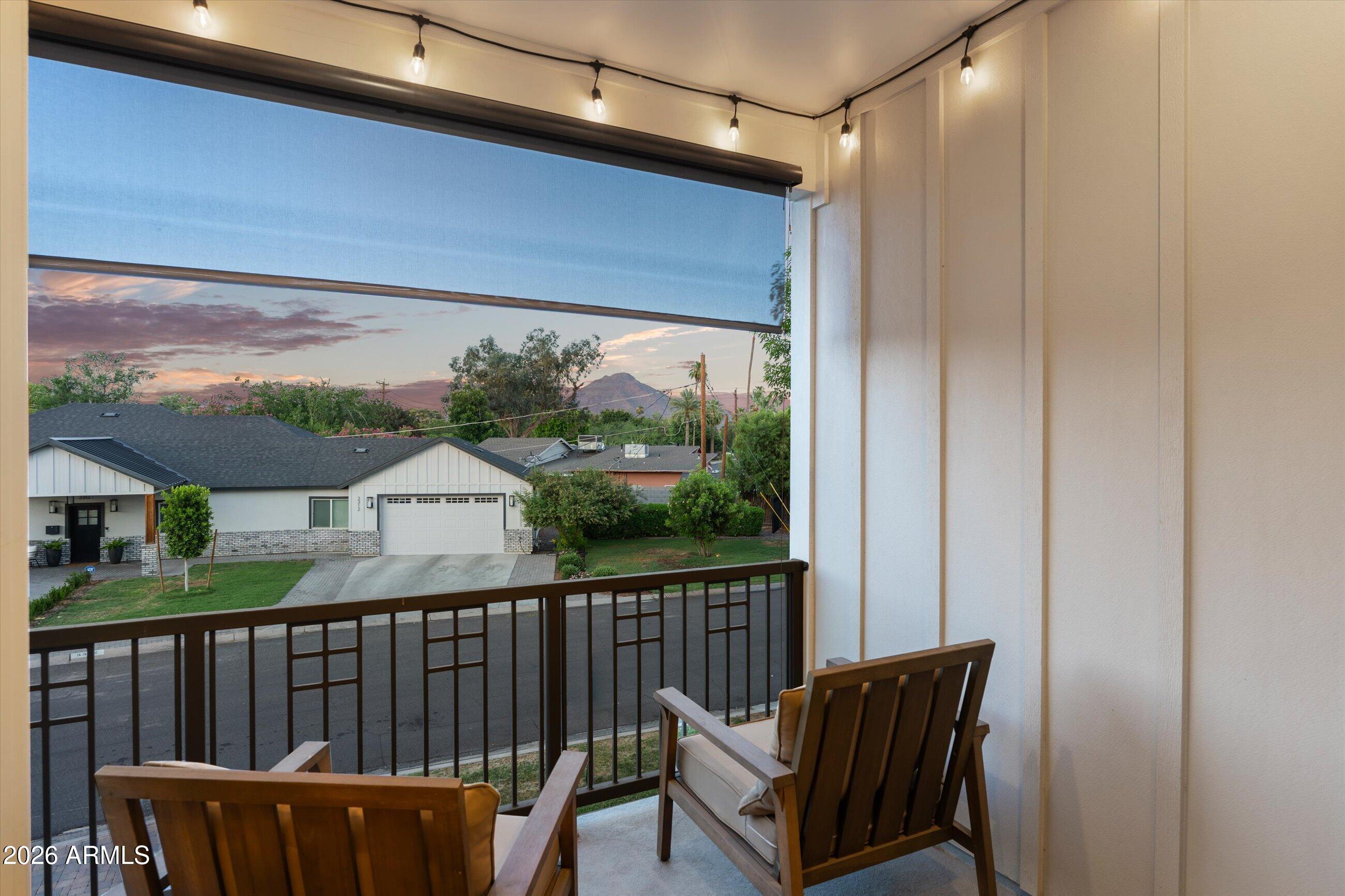 CAMELBACK WAY - Residential