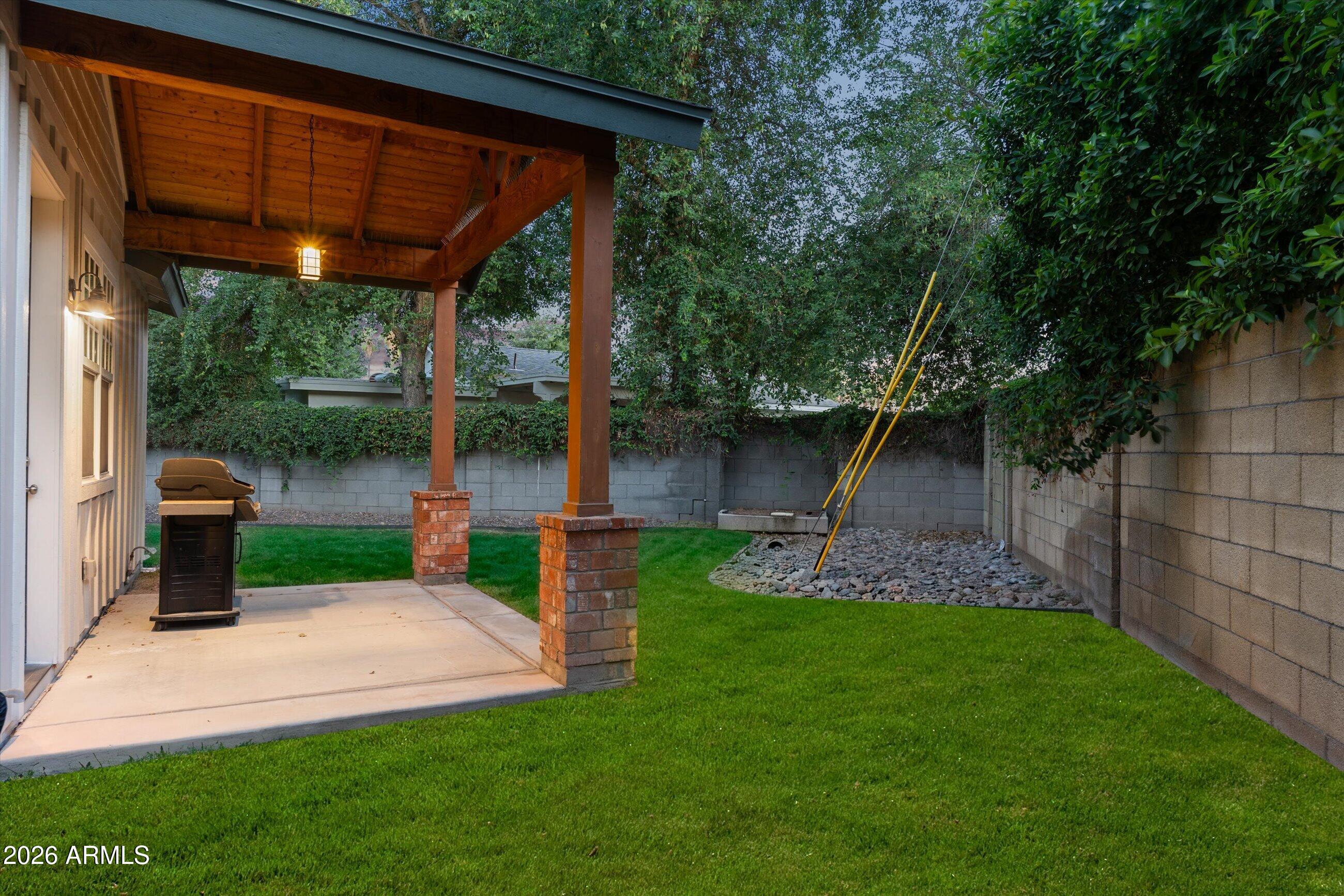 CAMELBACK WAY - Residential