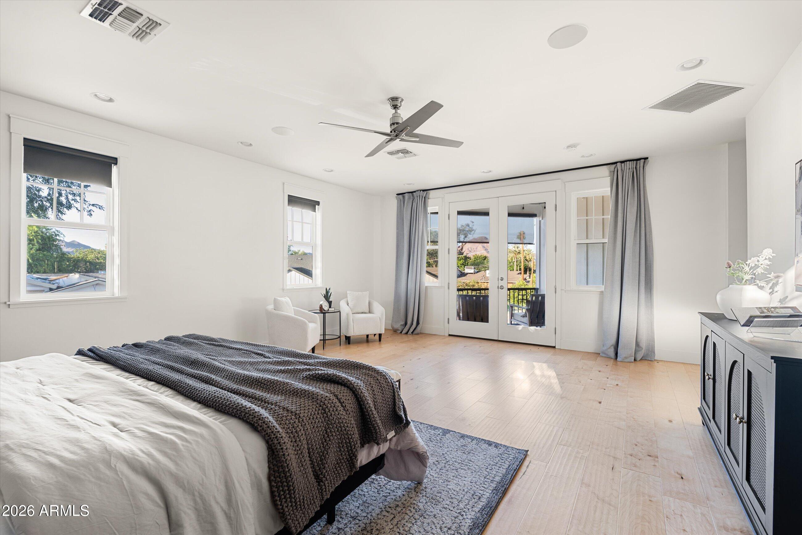 CAMELBACK WAY - Residential