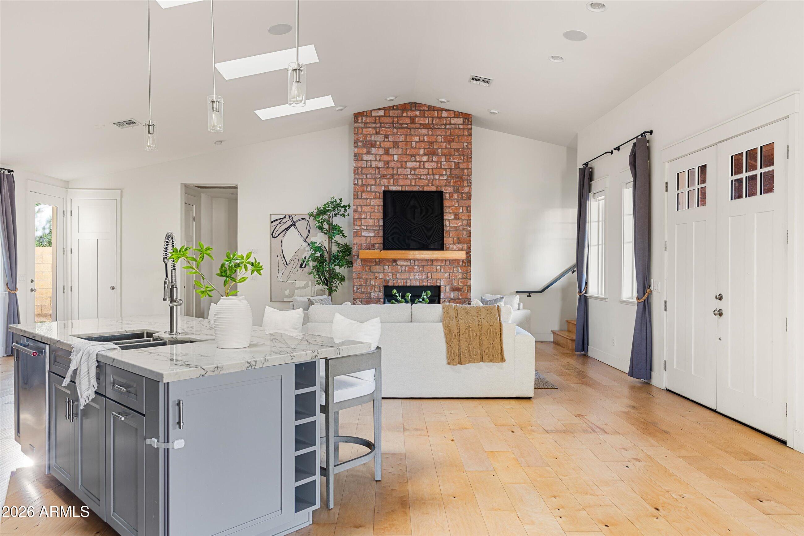 CAMELBACK WAY - Residential