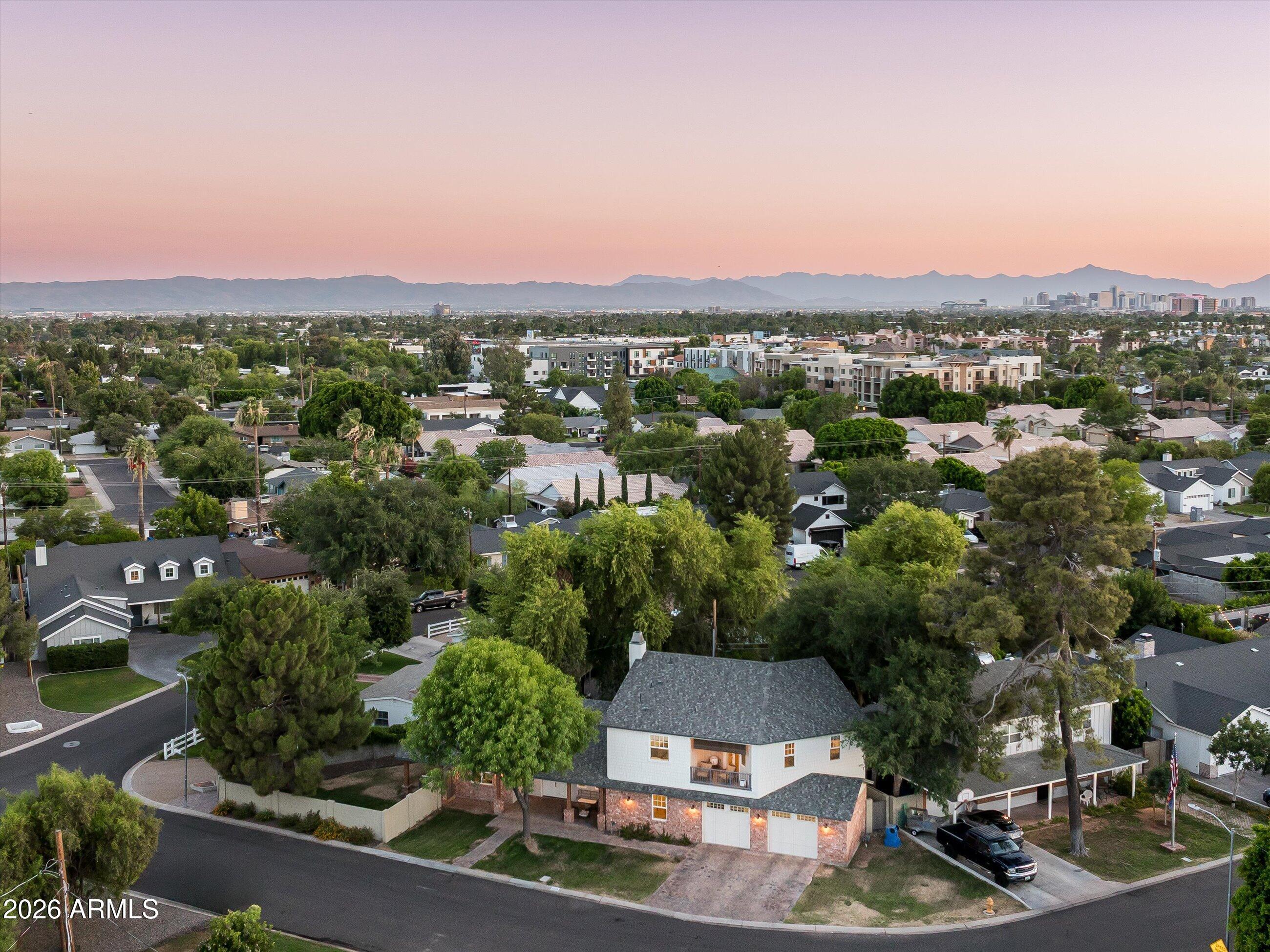 CAMELBACK WAY - Residential