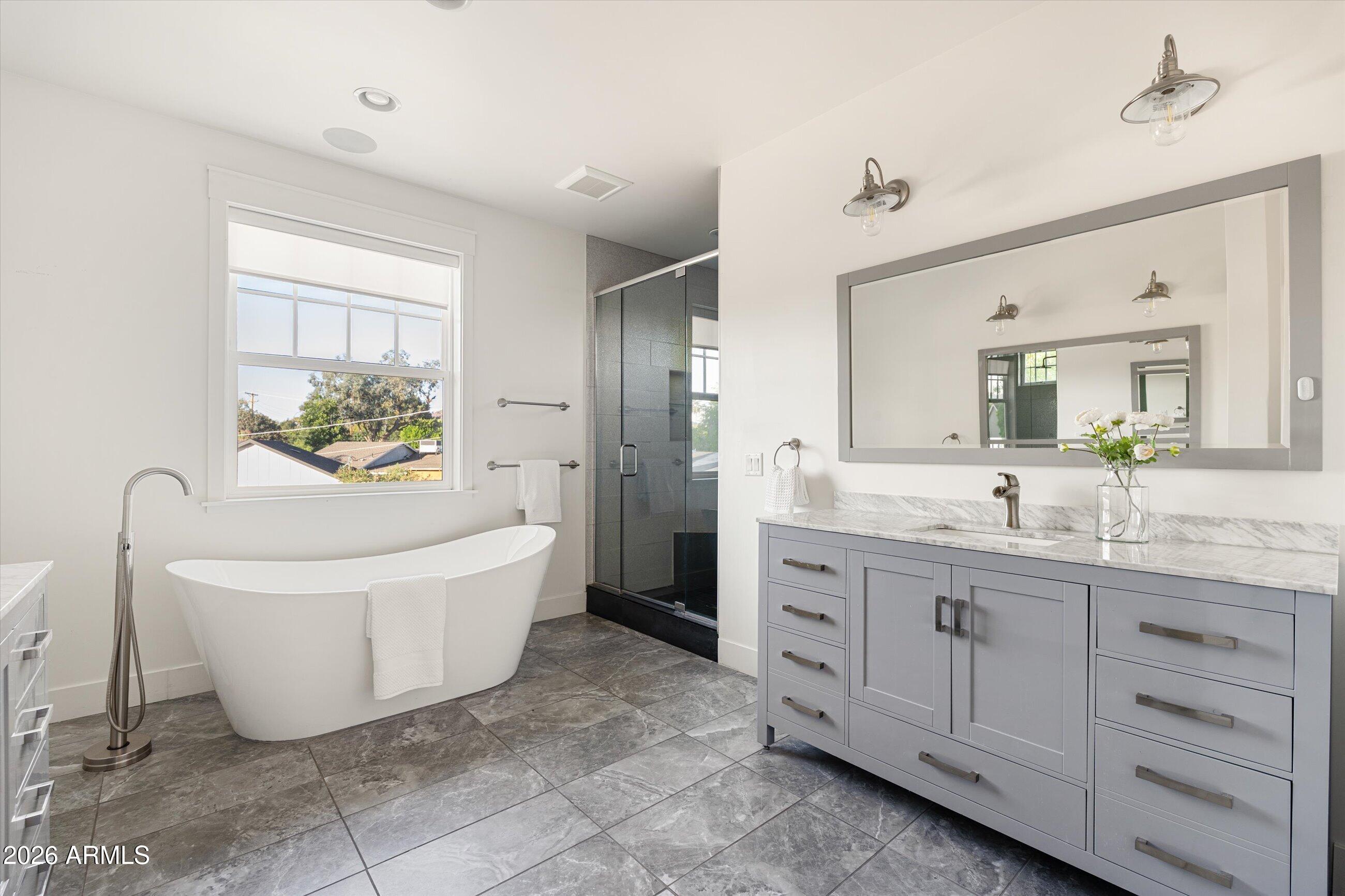 CAMELBACK WAY - Residential
