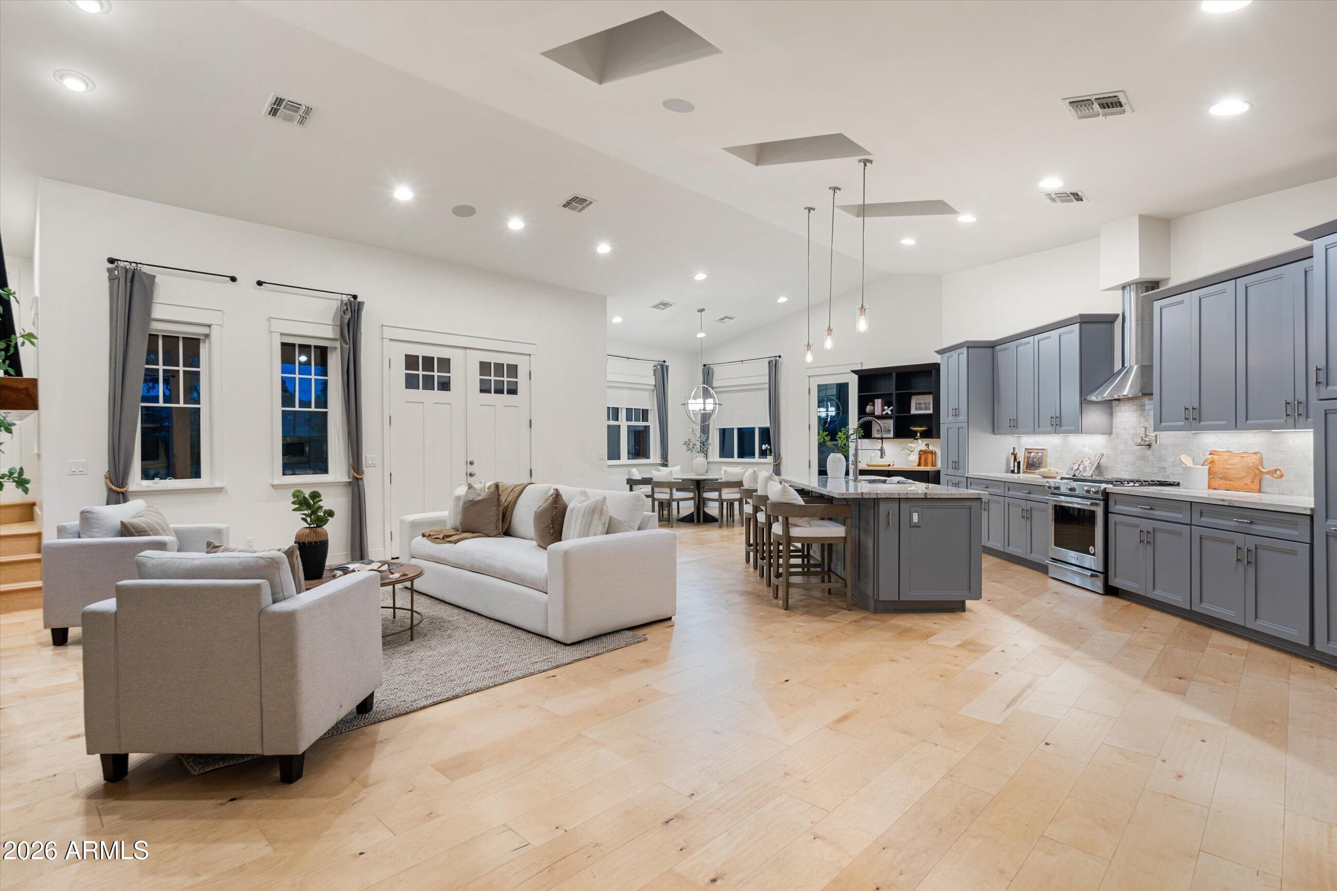 CAMELBACK WAY - Residential