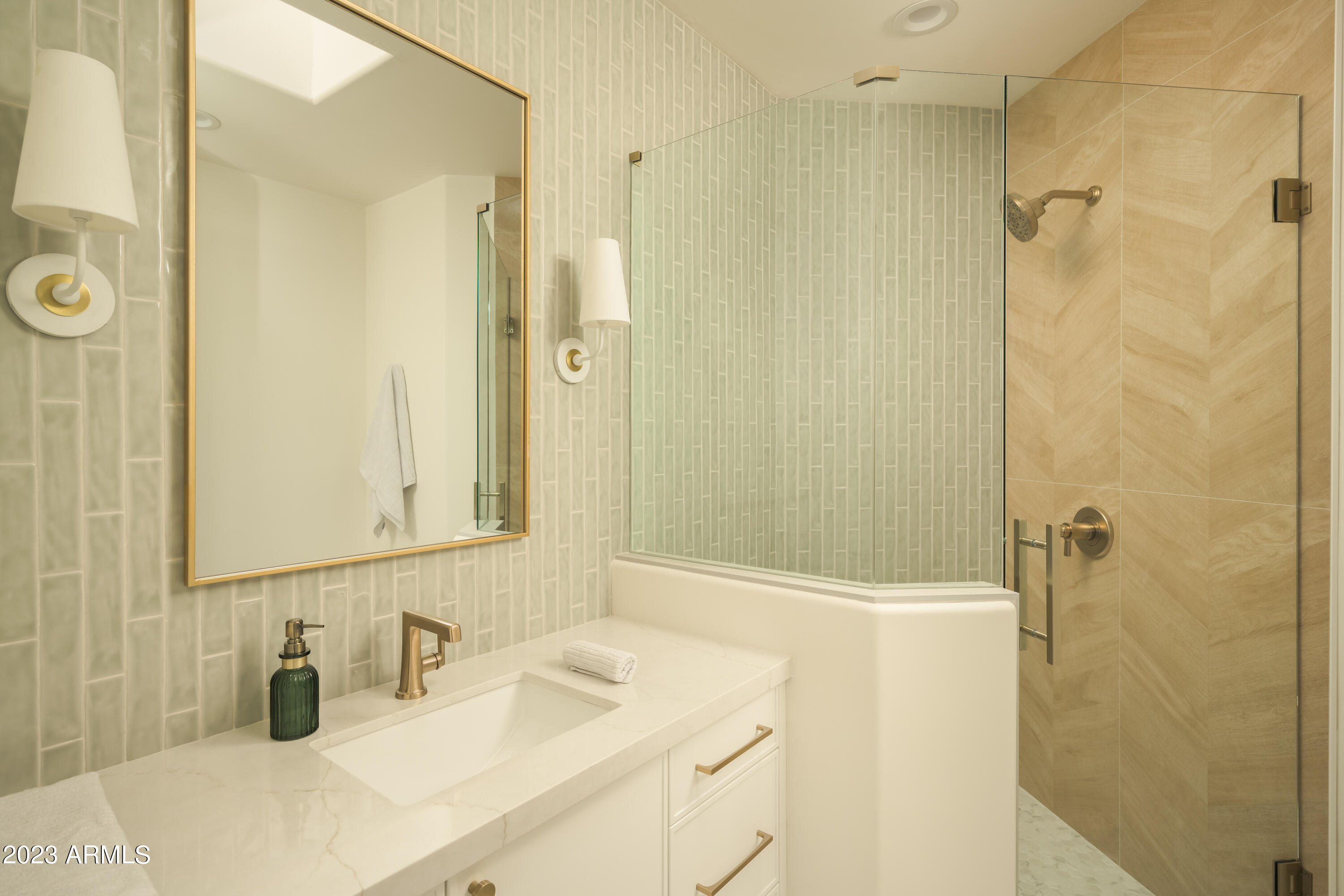 PINNACLE PEAK COUNTRY CLUB UNIT 8 - Residential