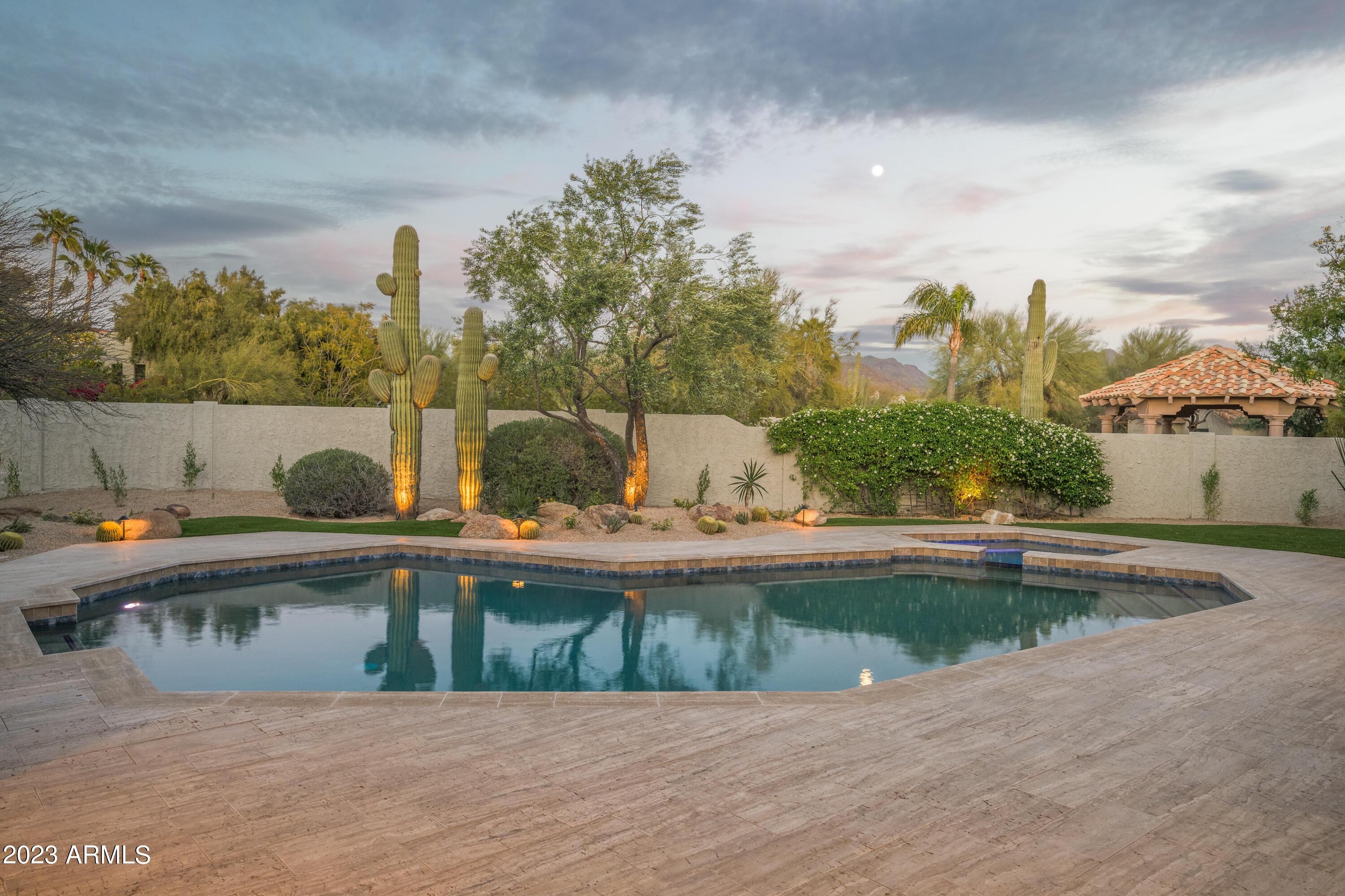 PINNACLE PEAK COUNTRY CLUB UNIT 8 - Residential