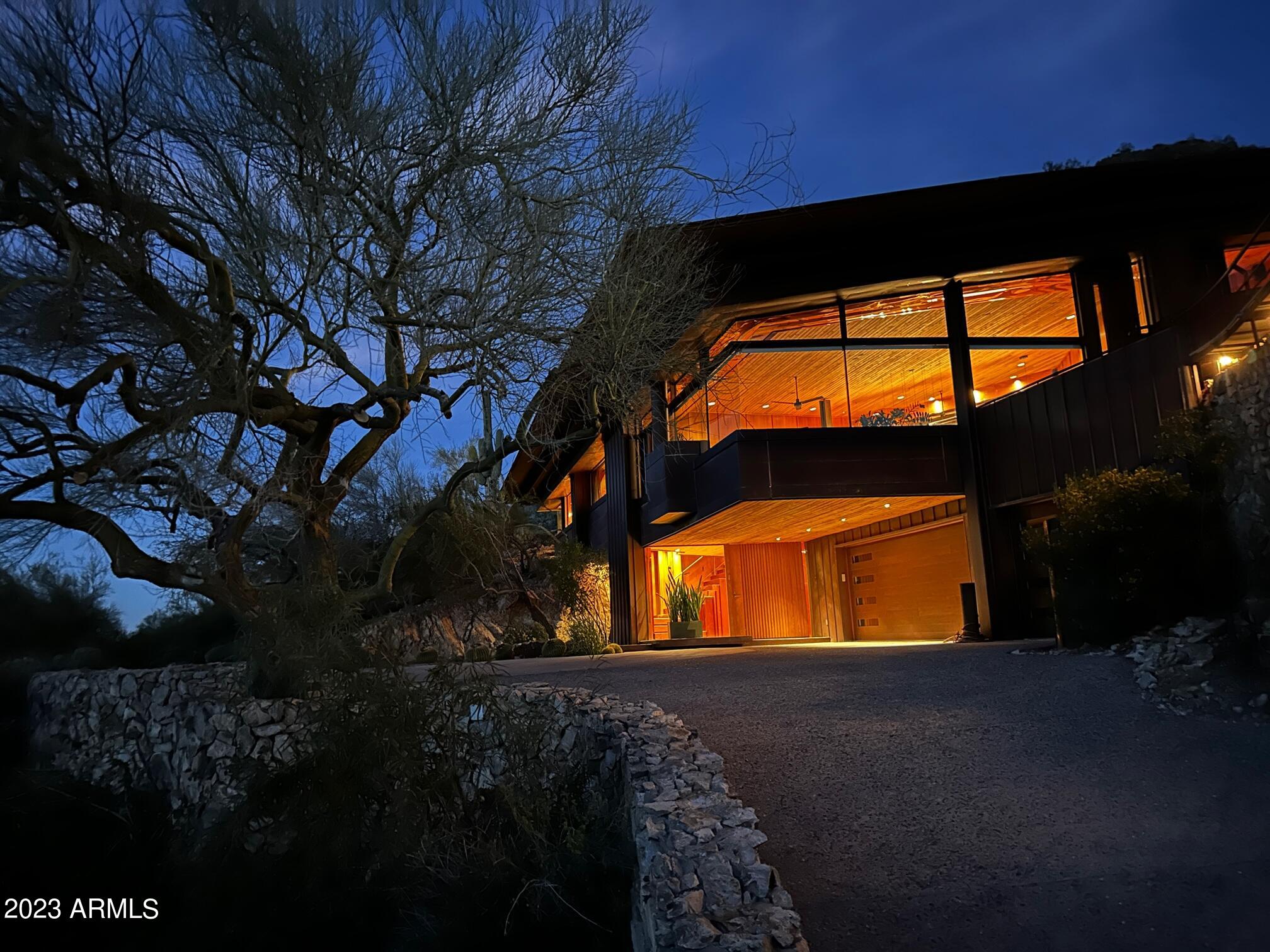 MONTANA DE BONITAS CASAS REPLAT - Residential